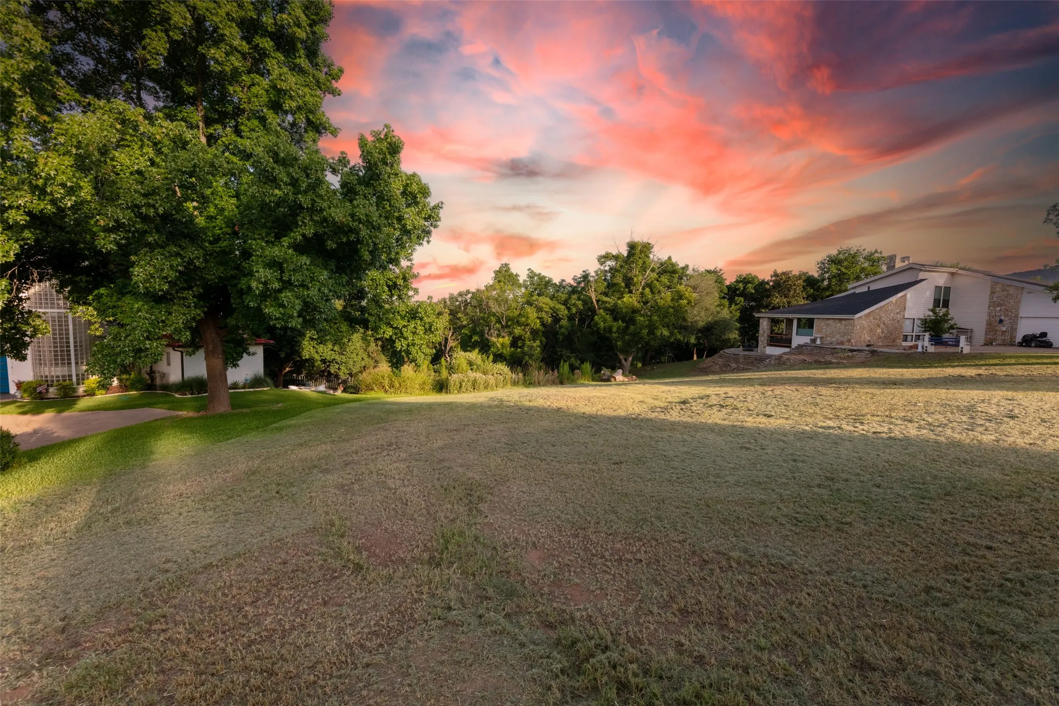 Unimproved Land For Sale in Hood County , 9710 Bellechase Road, Granbury, Texas 76049, 0, 0, Garage spaces, 0 Sqft, built in 0, Price $139,900, mls#21143419, Real Estate Agent in Granbury, Homes For Sale in Hood county, Homes For Sale in Granbury, Realtor in Granbury Texas, Real Estate Brokerage Independent Realty Texas, Luminita Cordes Realtor