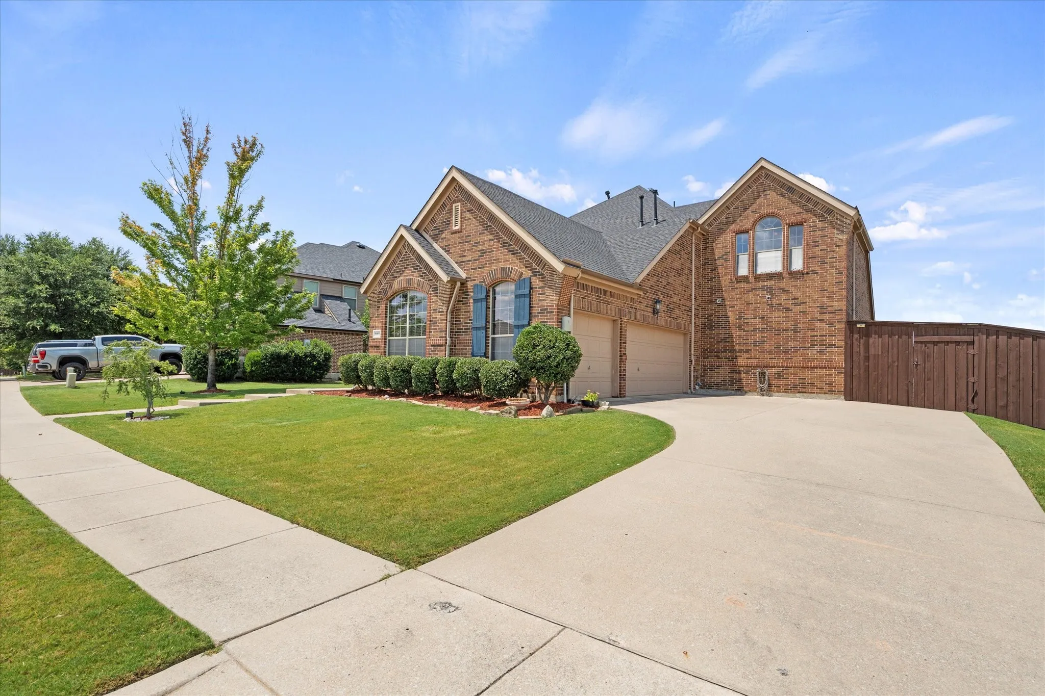Single Family Residence For Sale in Rockwall County , 633 Stevenson Drive, Fate, Texas 75087, 3 Bedroom, 3 Bathroom, 3 Garage spaces, 3,250 Sqft, built in 2008, Preowned, mls#21143485, Real Estate Agent in Fate, Homes For Sale in Rockwall county, Homes For Sale in Fate, Realtor in Fate Texas, Real Estate Brokerage Independent Realty Texas, Luminita Cordes Realtor