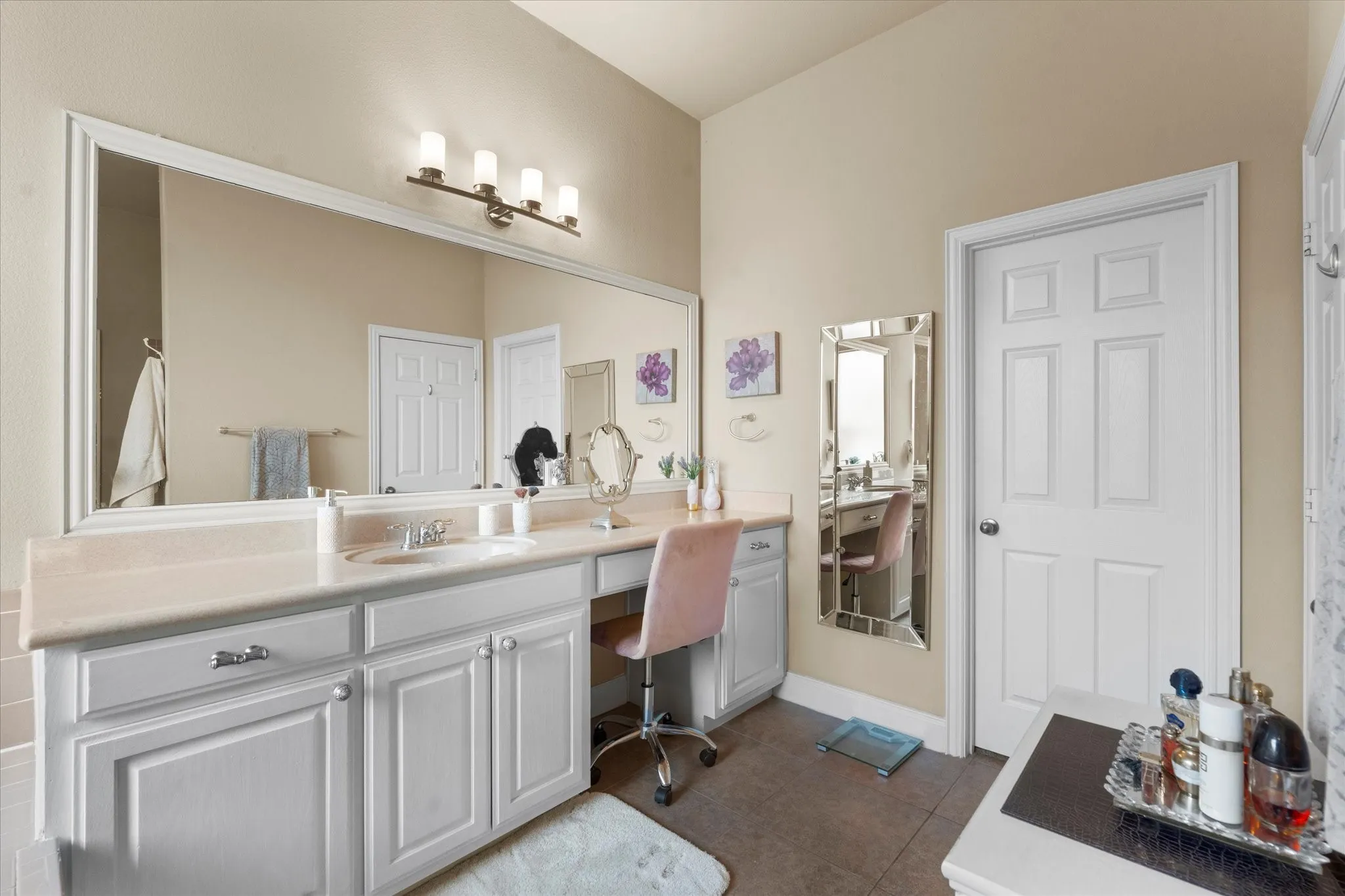 Single Family Residence For Sale in Rockwall County , 633 Stevenson Drive, Fate, Texas 75087, 3 Bedroom, 3 Bathroom, 3 Garage spaces, 3,250 Sqft, built in 2008, Preowned, mls#21143485, Real Estate Agent in Fate, Homes For Sale in Rockwall county, Homes For Sale in Fate, Realtor in Fate Texas, Real Estate Brokerage Independent Realty Texas, Luminita Cordes Realtor
