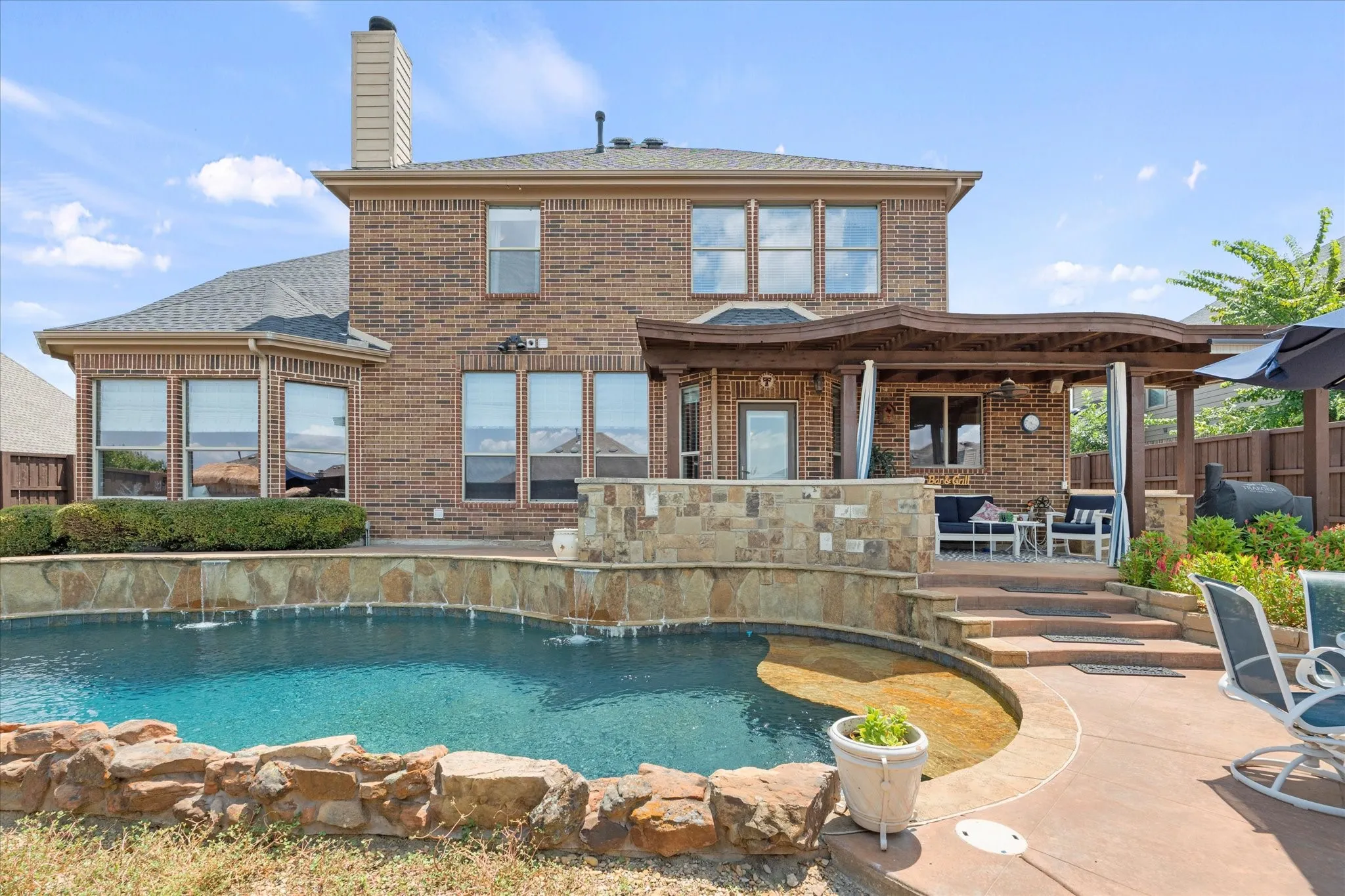 Single Family Residence For Sale in Rockwall County , 633 Stevenson Drive, Fate, Texas 75087, 3 Bedroom, 3 Bathroom, 3 Garage spaces, 3,250 Sqft, built in 2008, Preowned, mls#21143485, Real Estate Agent in Fate, Homes For Sale in Rockwall county, Homes For Sale in Fate, Realtor in Fate Texas, Real Estate Brokerage Independent Realty Texas, Luminita Cordes Realtor