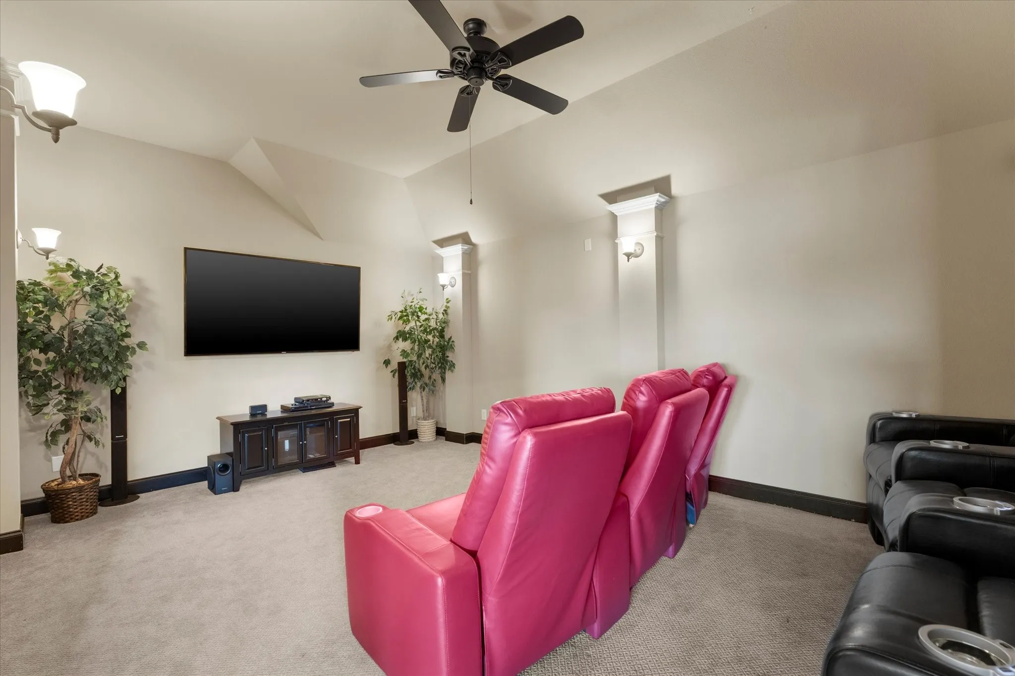 Single Family Residence For Sale in Rockwall County , 633 Stevenson Drive, Fate, Texas 75087, 3 Bedroom, 3 Bathroom, 3 Garage spaces, 3,250 Sqft, built in 2008, Preowned, mls#21143485, Real Estate Agent in Fate, Homes For Sale in Rockwall county, Homes For Sale in Fate, Realtor in Fate Texas, Real Estate Brokerage Independent Realty Texas, Luminita Cordes Realtor