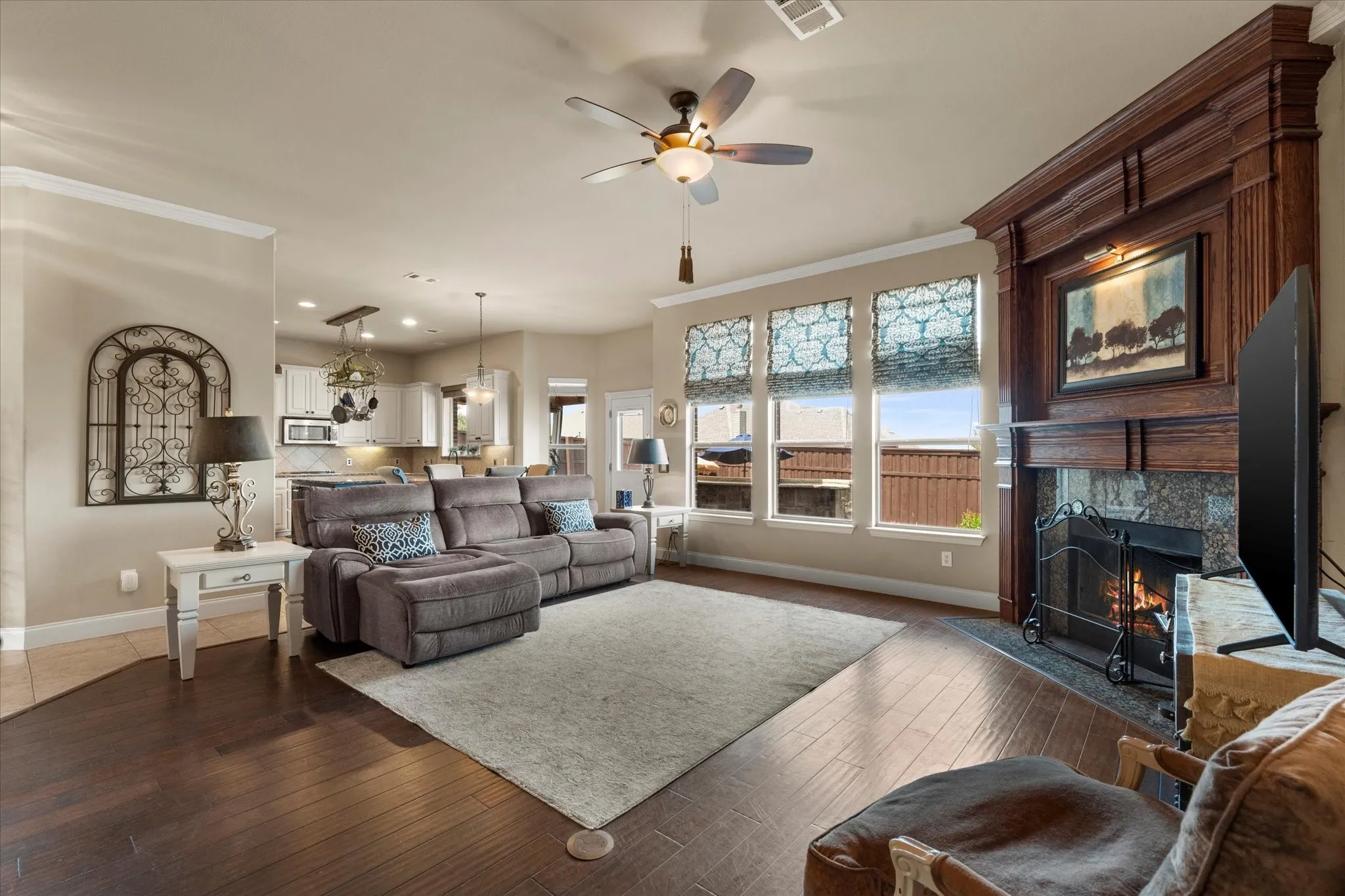 Single Family Residence For Sale in Rockwall County , 633 Stevenson Drive, Fate, Texas 75087, 3 Bedroom, 3 Bathroom, 3 Garage spaces, 3,250 Sqft, built in 2008, Preowned, mls#21143485, Real Estate Agent in Fate, Homes For Sale in Rockwall county, Homes For Sale in Fate, Realtor in Fate Texas, Real Estate Brokerage Independent Realty Texas, Luminita Cordes Realtor