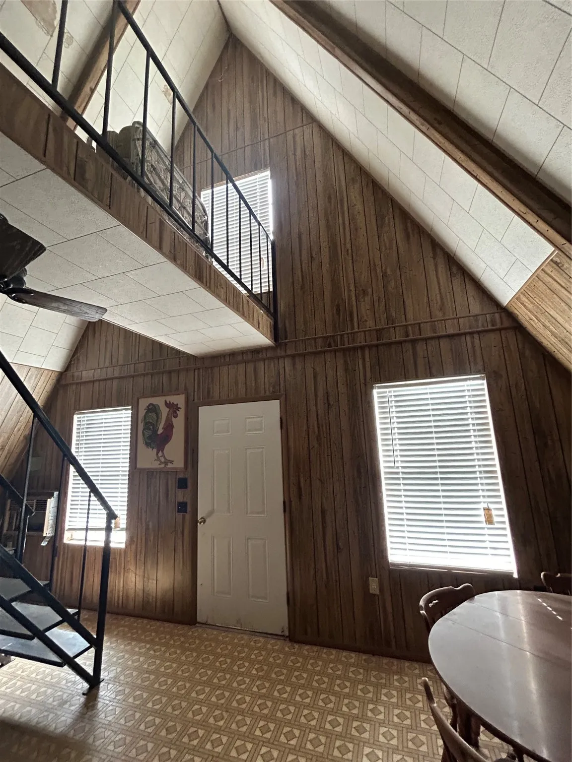Single Family Residence For Sale in Mills County , 410 County Road 433, Mullin, Texas 76864, 2 Bedrooms, 1 Bathroom, Garage spaces, 1,020 Sqft, built in 1970, Price $215,000, mls#21143622, Real Estate Agent in Mullin, Homes For Sale in Mills county, Homes For Sale in Mullin, Realtor in Mullin Texas, Real Estate Brokerage Independent Realty Texas, Luminita Cordes Realtor