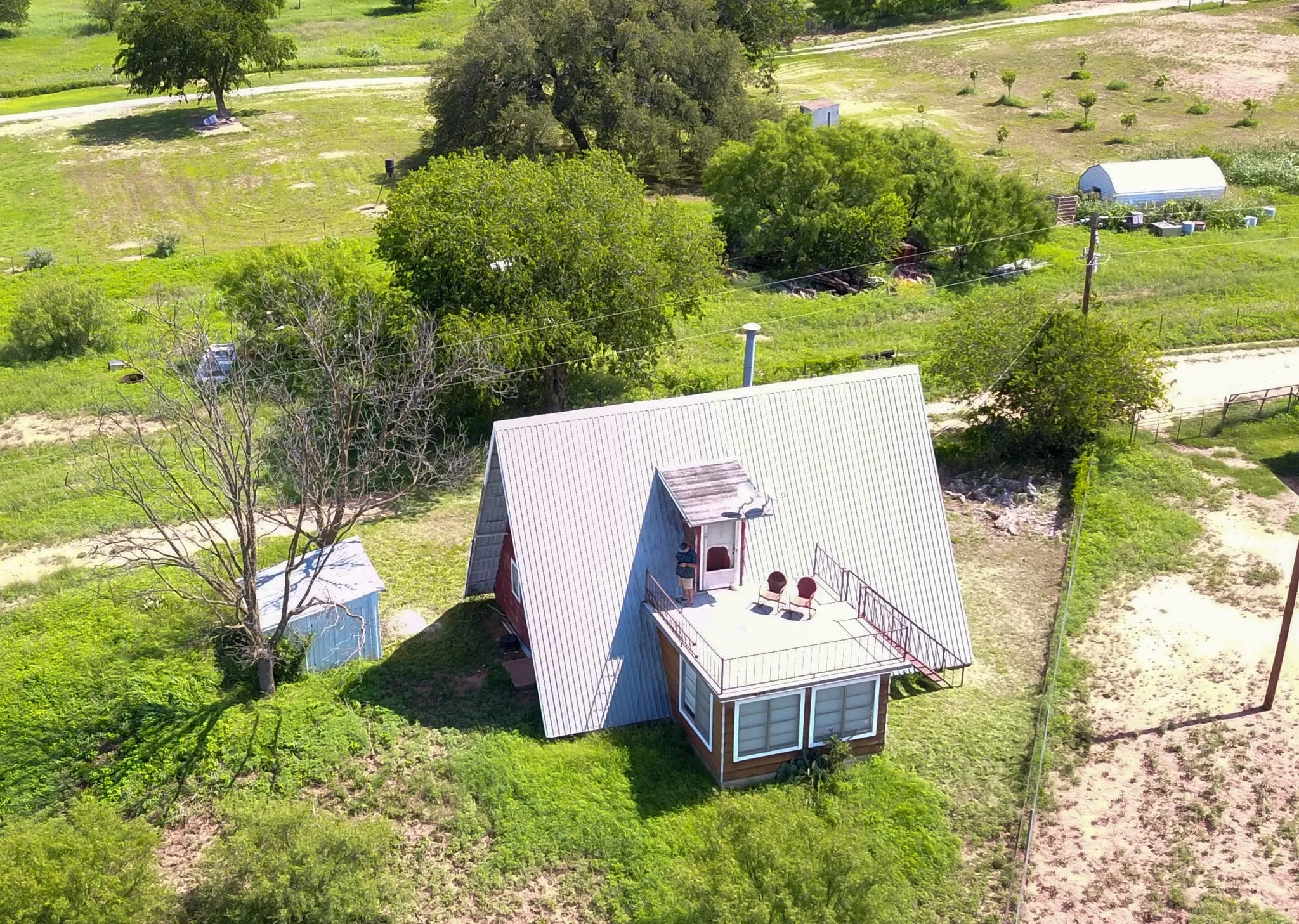 Single Family Residence For Sale in Mills County , 410 County Road 433, Mullin, Texas 76864, 2 Bedrooms, 1 Bathroom, Garage spaces, 1,020 Sqft, built in 1970, Price $215,000, mls#21143622, Real Estate Agent in Mullin, Homes For Sale in Mills county, Homes For Sale in Mullin, Realtor in Mullin Texas, Real Estate Brokerage Independent Realty Texas, Luminita Cordes Realtor