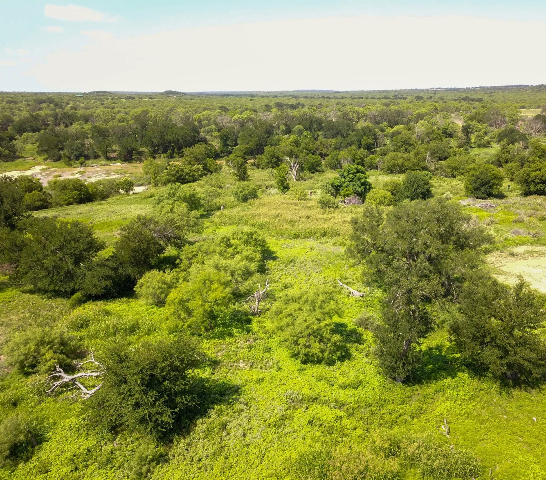 Single Family Residence For Sale in Mills County , 410 County Road 433, Mullin, Texas 76864, 2 Bedrooms, 1 Bathroom, Garage spaces, 1,020 Sqft, built in 1970, Price $215,000, mls#21143622, Real Estate Agent in Mullin, Homes For Sale in Mills county, Homes For Sale in Mullin, Realtor in Mullin Texas, Real Estate Brokerage Independent Realty Texas, Luminita Cordes Realtor