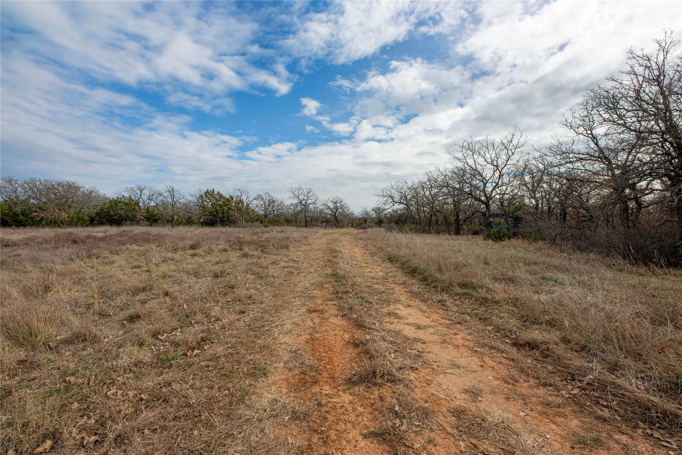 Farm For Sale in Erath County , 7435 County Road 265, Dublin, Texas 76446, 4 Bedrooms, 3 Bathrooms, Garage spaces, 2,304 Sqft, built in 2003, Price $3,900,000, mls#21143702, Real Estate Agent in Dublin, Homes For Sale in Erath county, Homes For Sale in Dublin, Realtor in Dublin Texas, Real Estate Brokerage Independent Realty Texas, Luminita Cordes Realtor