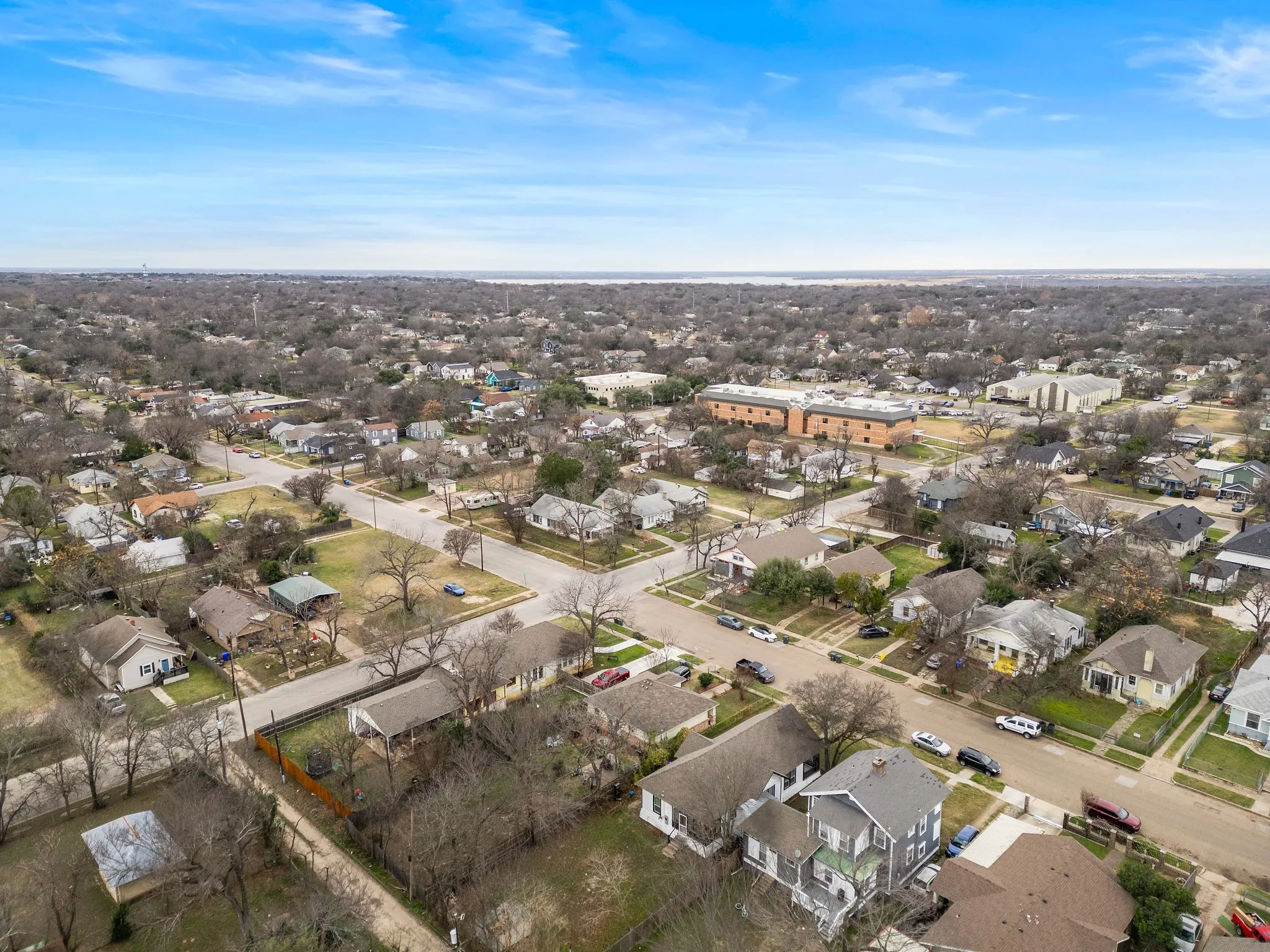 Single Family Residence For Sale in Mc Lennan County , 1916 Mitchell Avenue, Waco, Texas 76708, 3 Bedrooms, 2 Bathrooms, Garage spaces, 1,476 Sqft, built in 1914, Preowned, Price $228,000, mls#21143662, Real Estate Agent in Waco, Homes For Sale in Mc Lennan county, Homes For Sale in Waco, Realtor in Waco Texas, Real Estate Brokerage Independent Realty Texas, Luminita Cordes Realtor