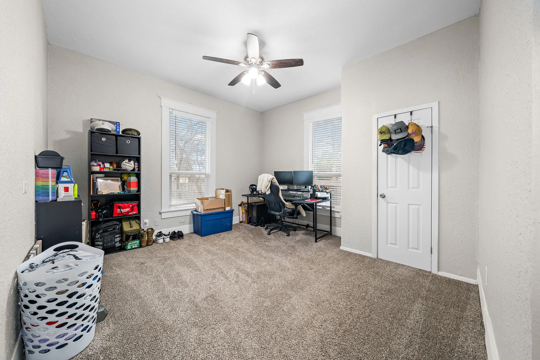 Single Family Residence For Sale in Mc Lennan County , 1916 Mitchell Avenue, Waco, Texas 76708, 3 Bedrooms, 2 Bathrooms, Garage spaces, 1,476 Sqft, built in 1914, Preowned, Price $228,000, mls#21143662, Real Estate Agent in Waco, Homes For Sale in Mc Lennan county, Homes For Sale in Waco, Realtor in Waco Texas, Real Estate Brokerage Independent Realty Texas, Luminita Cordes Realtor