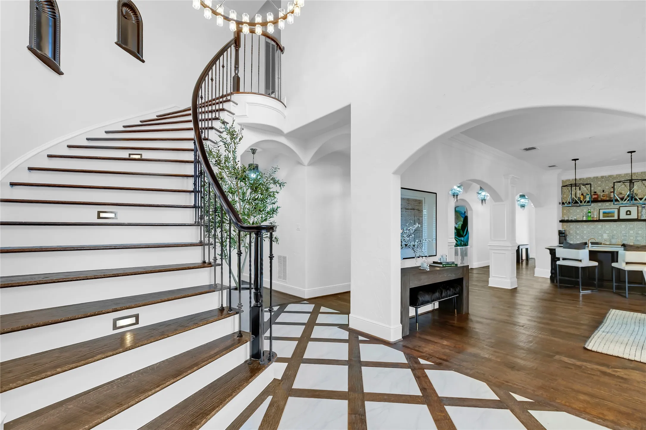 2601 Twelve Oaks- Entrance