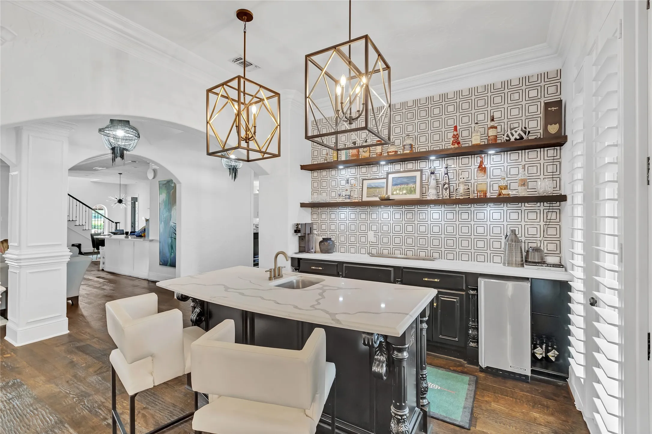 2601 Twelve Oaks- Bar