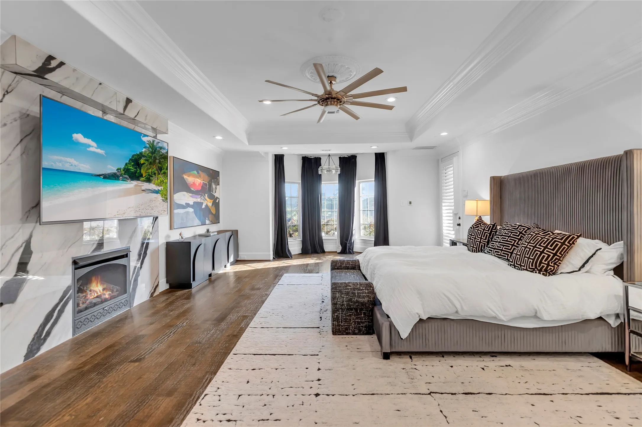 2601 Twelve Oaks- Primary Bedroom 1