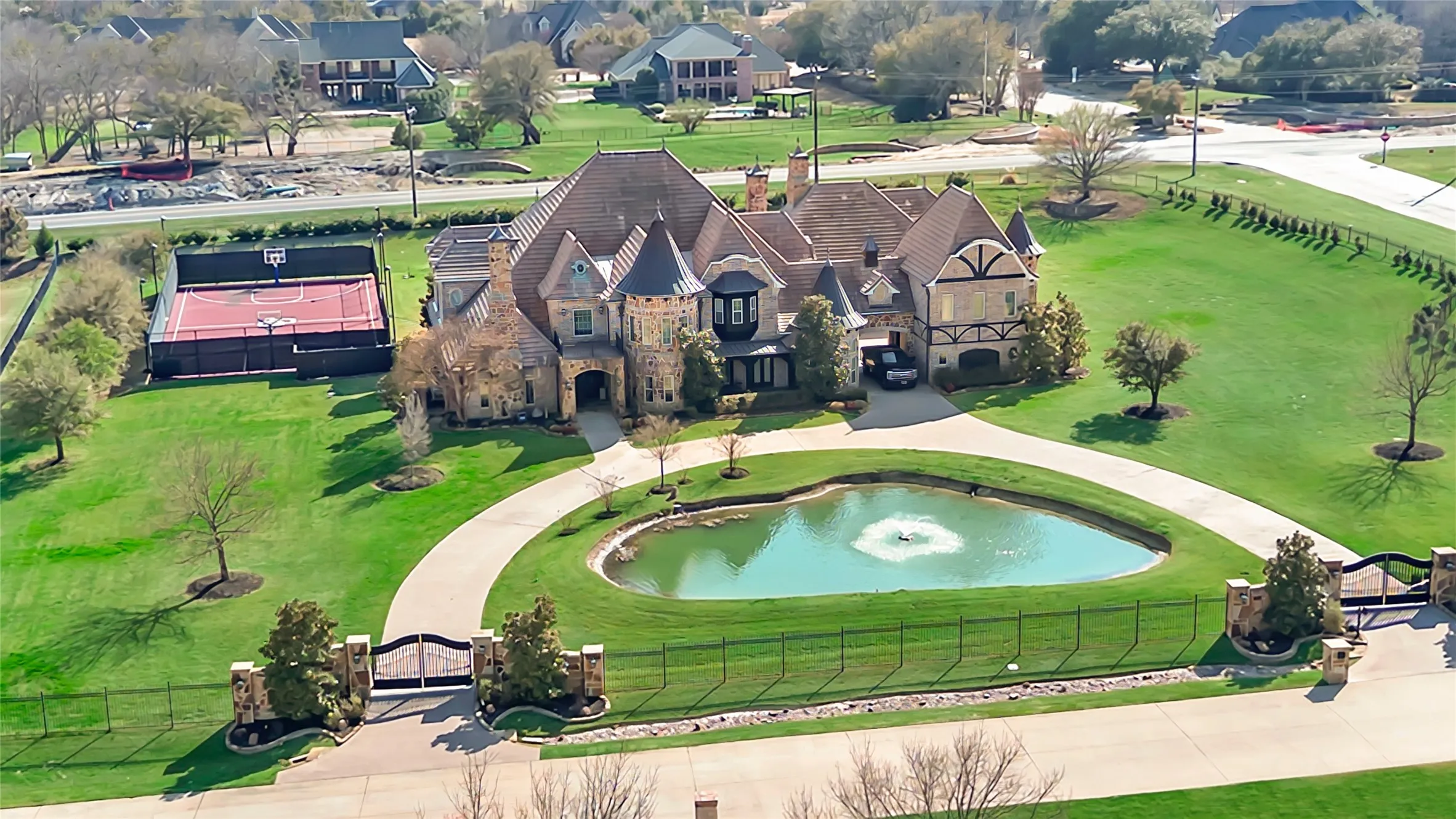 2601 Twelve Oaks- Arial View