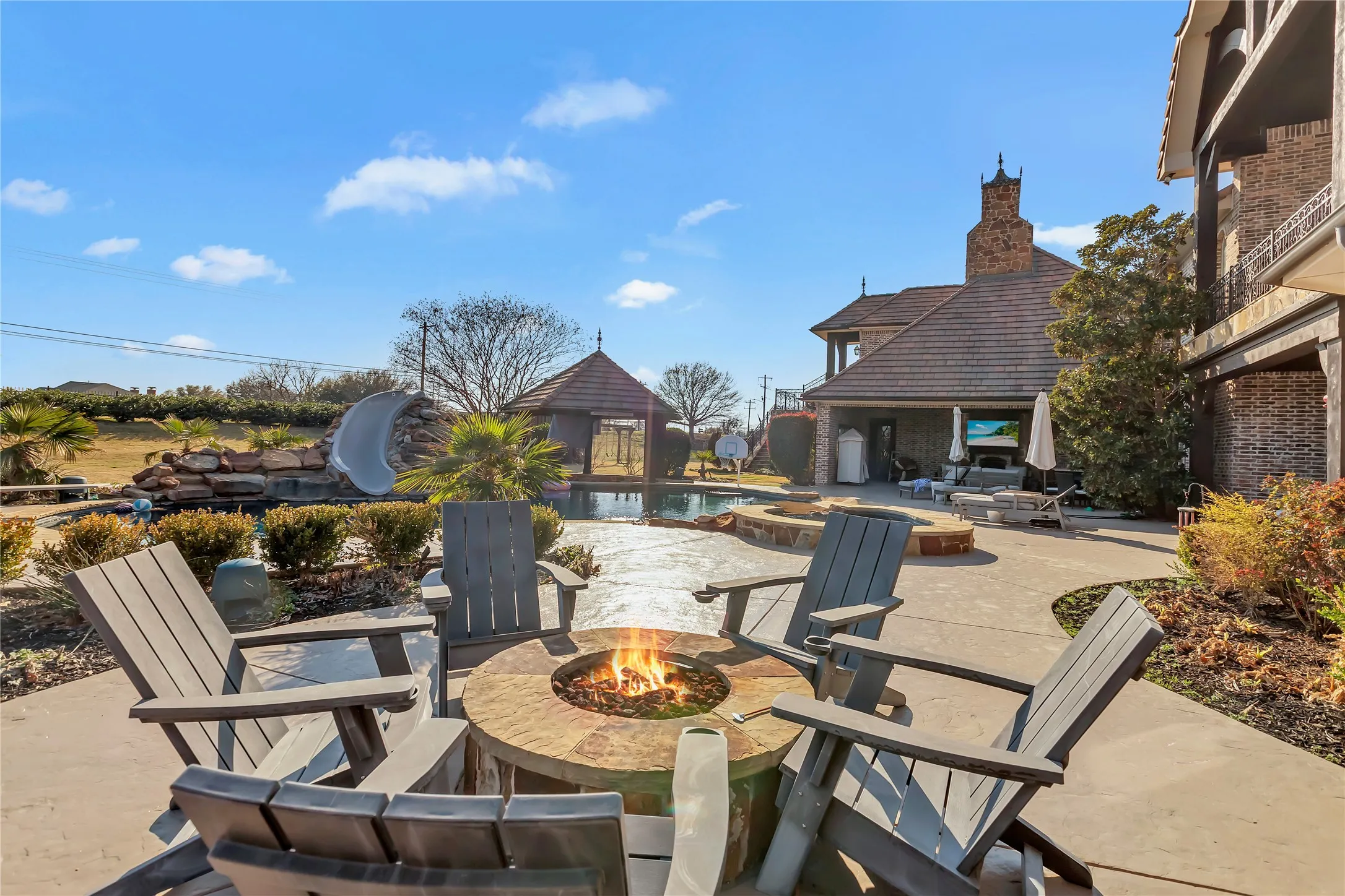 2601 Twelve Oaks- Pool 5