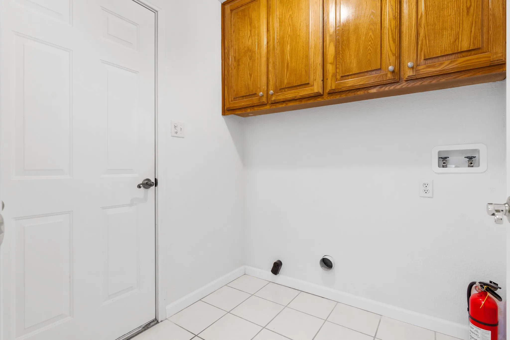 Single Family Residence For Sale in Hill County , 12187 Rolling Oaks Drive, Whitney, Texas 76692, 3 Bedrooms, 2 Bathrooms, 2 Garage spaces, 1,623 Sqft, built in 1994, Price $329,995, mls#21143992, Real Estate Agent in Whitney, Homes For Sale in Hill county, Homes For Sale in Whitney, Realtor in Whitney Texas, Real Estate Brokerage Independent Realty Texas, Luminita Cordes Realtor