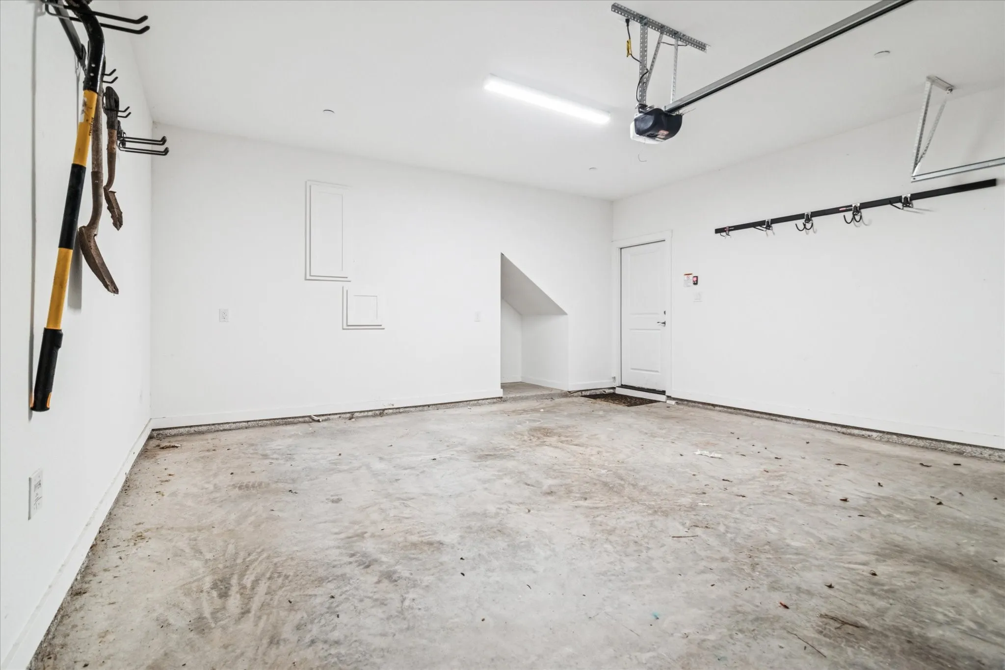 Townhouse For Sale in Collin County , 2805 Concord Drive, Wylie, Texas 75098, 3 Bedroom, 3 Bathroom, 2 Garage spaces, 1,701 Sqft, built in 2024, mls#21144021, Real Estate Agent in Wylie, Homes For Sale in Collin county, Homes For Sale in Wylie, Realtor in Wylie Texas, Real Estate Brokerage Independent Realty Texas, Luminita Cordes Realtor