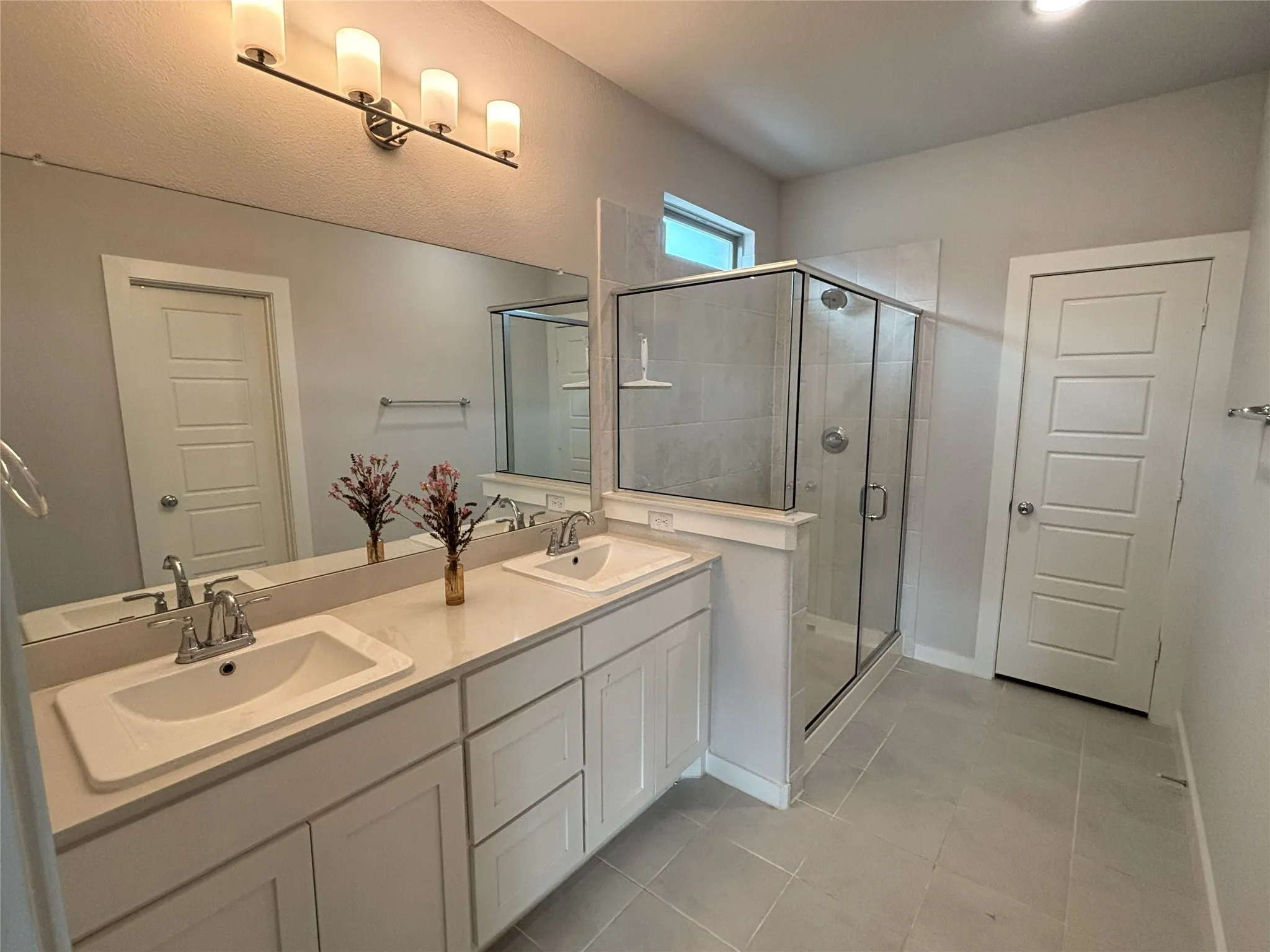 Single Family Residence For Rent in Kaufman County , 2029 Dovedale Drive, Forney, Texas 75126, 4 Bedroom, 3 Bathroom, 2 Garage spaces, 2,426 Sqft, built in 2024, Preowned, mls#21143290, Real Estate Agent in Forney, Homes For Rent in Kaufman county, Homes For Rent in Forney, Realtor in Forney Texas, Real Estate Brokerage Independent Realty Texas, Luminita Cordes Realtor