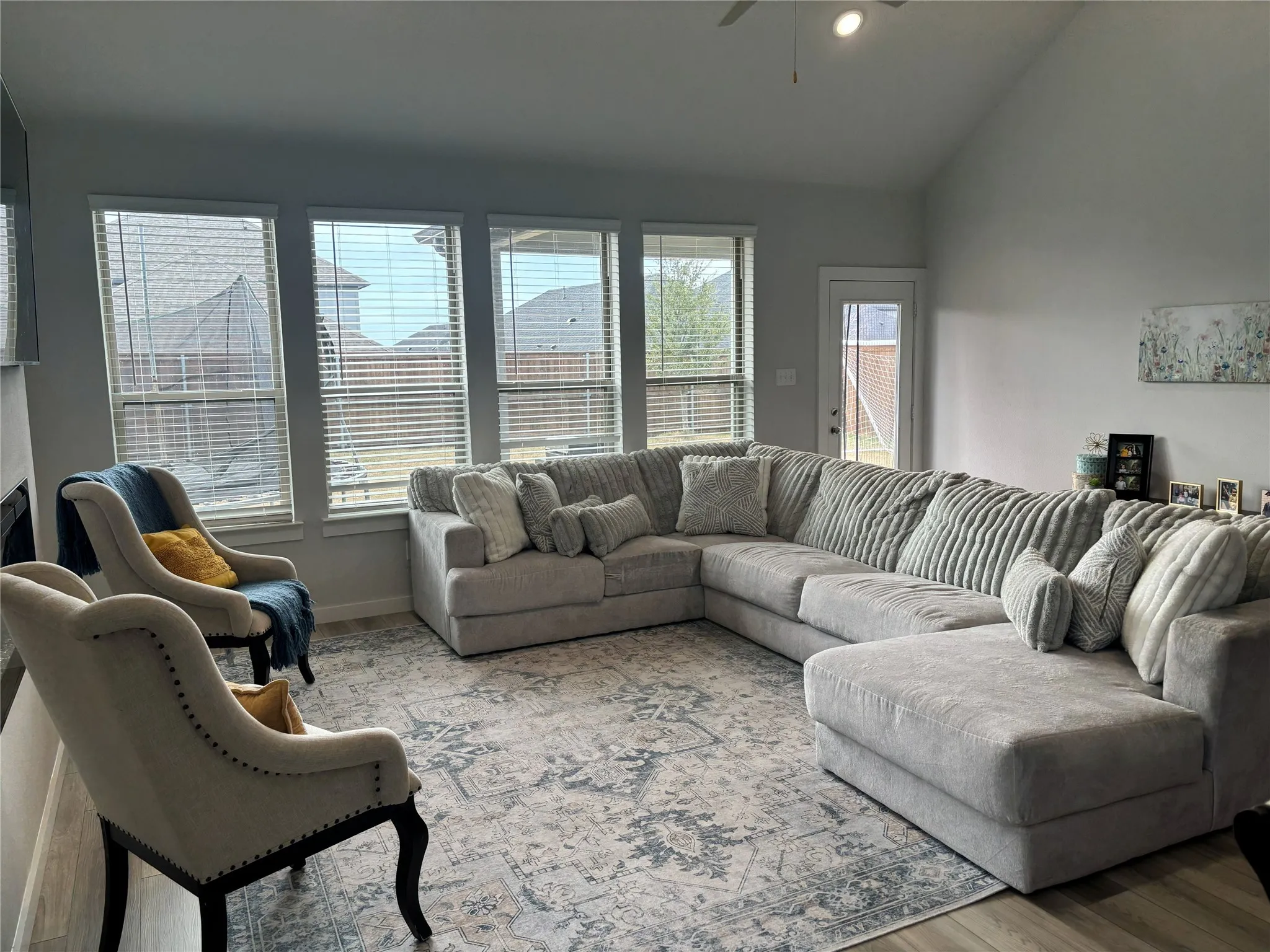 Single Family Residence For Rent in Kaufman County , 2029 Dovedale Drive, Forney, Texas 75126, 4 Bedroom, 3 Bathroom, 2 Garage spaces, 2,426 Sqft, built in 2024, Preowned, mls#21143290, Real Estate Agent in Forney, Homes For Rent in Kaufman county, Homes For Rent in Forney, Realtor in Forney Texas, Real Estate Brokerage Independent Realty Texas, Luminita Cordes Realtor