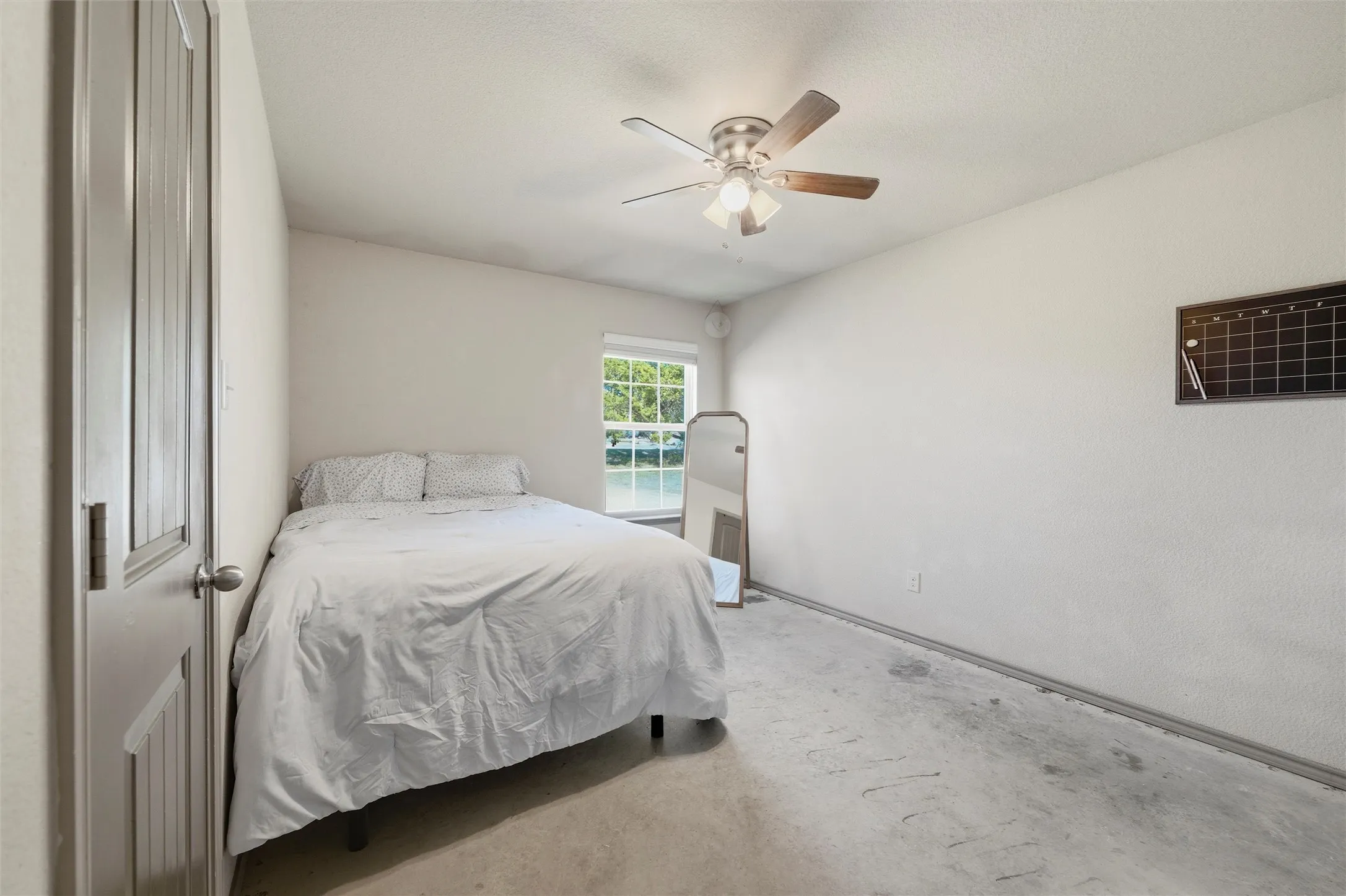Single Family Residence For Sale in Parker County , 144 Emerald Drive, Weatherford, Texas 76087, 4 Bedroom, 2 Bathroom, 2 Garage spaces, 1,770 Sqft, built in 2018, mls#21133146, Real Estate Agent in Weatherford, Homes For Sale in Parker county, Homes For Sale in Weatherford, Realtor in Weatherford Texas, Real Estate Brokerage Independent Realty Texas, Luminita Cordes Realtor