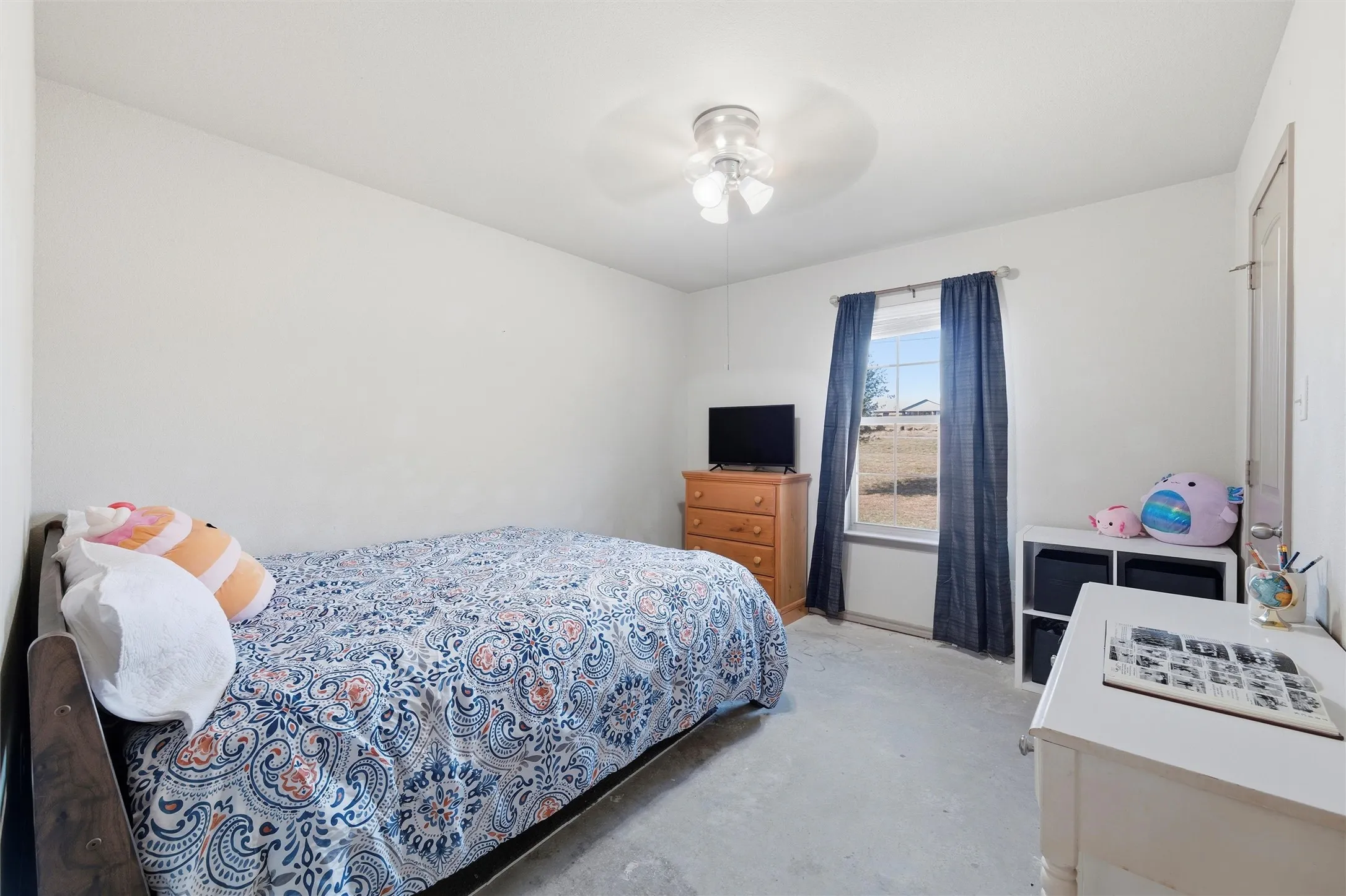 Single Family Residence For Sale in Parker County , 144 Emerald Drive, Weatherford, Texas 76087, 4 Bedroom, 2 Bathroom, 2 Garage spaces, 1,770 Sqft, built in 2018, mls#21133146, Real Estate Agent in Weatherford, Homes For Sale in Parker county, Homes For Sale in Weatherford, Realtor in Weatherford Texas, Real Estate Brokerage Independent Realty Texas, Luminita Cordes Realtor