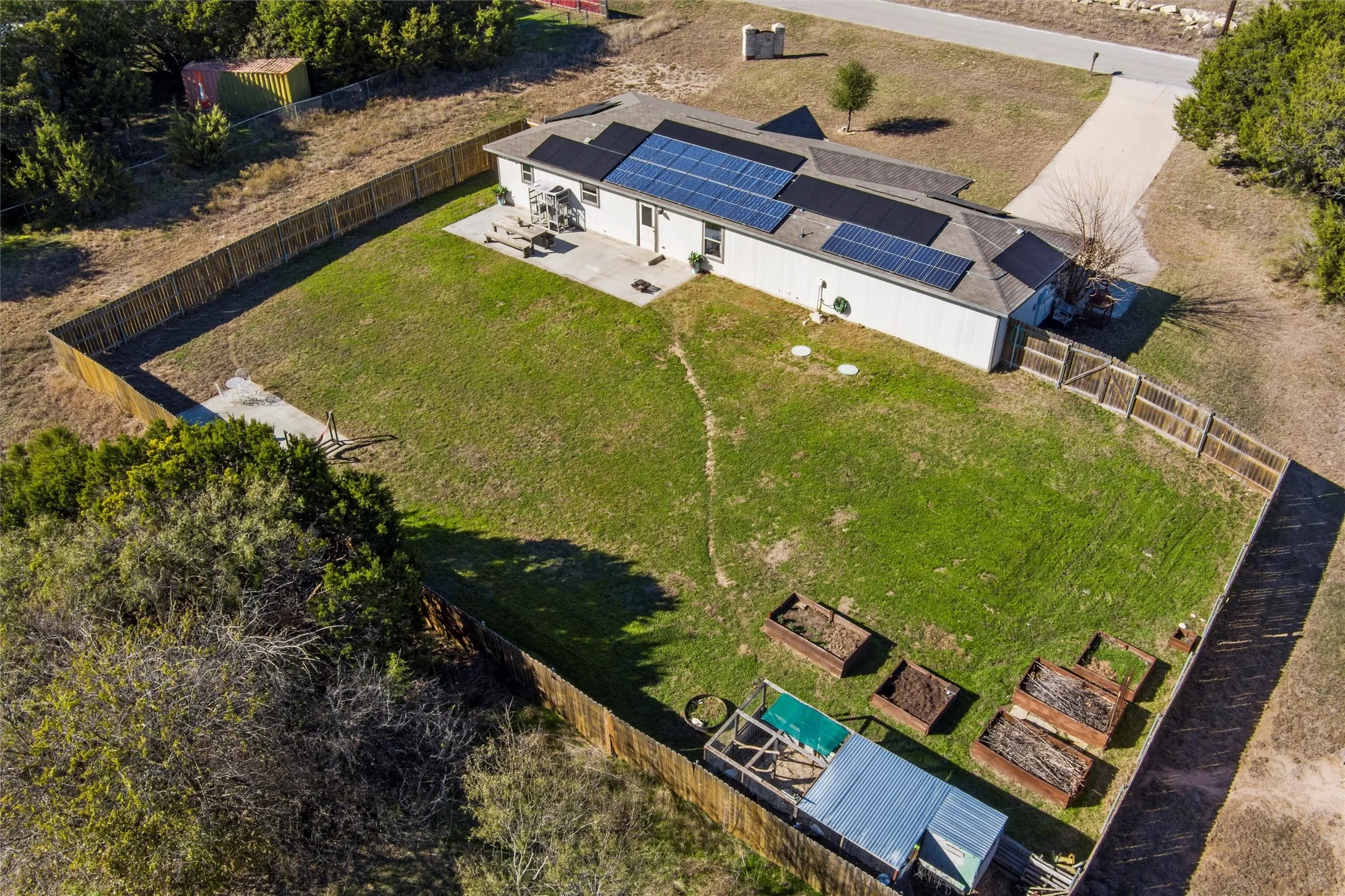 Single Family Residence For Sale in Parker County , 144 Emerald Drive, Weatherford, Texas 76087, 4 Bedroom, 2 Bathroom, 2 Garage spaces, 1,770 Sqft, built in 2018, mls#21133146, Real Estate Agent in Weatherford, Homes For Sale in Parker county, Homes For Sale in Weatherford, Realtor in Weatherford Texas, Real Estate Brokerage Independent Realty Texas, Luminita Cordes Realtor