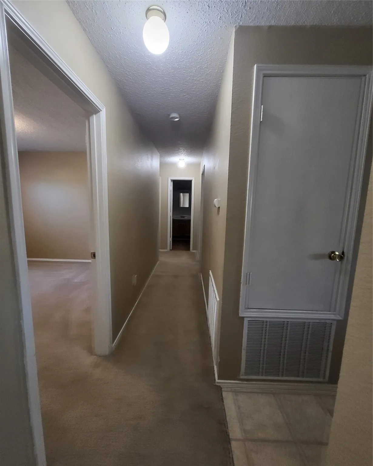 Single Family Residence For Rent in Rockwall County , 2513 Barksdale Drive, Rockwall, Texas 75032, 3 Bedroom, 2 Bathroom, 2 Garage spaces, 1,655 Sqft, built in 2003, Preowned, mls#21144189, Real Estate Agent in Rockwall, Homes For Rent in Rockwall county, Homes For Rent in Rockwall, Realtor in Rockwall Texas, Real Estate Brokerage Independent Realty Texas, Luminita Cordes Realtor