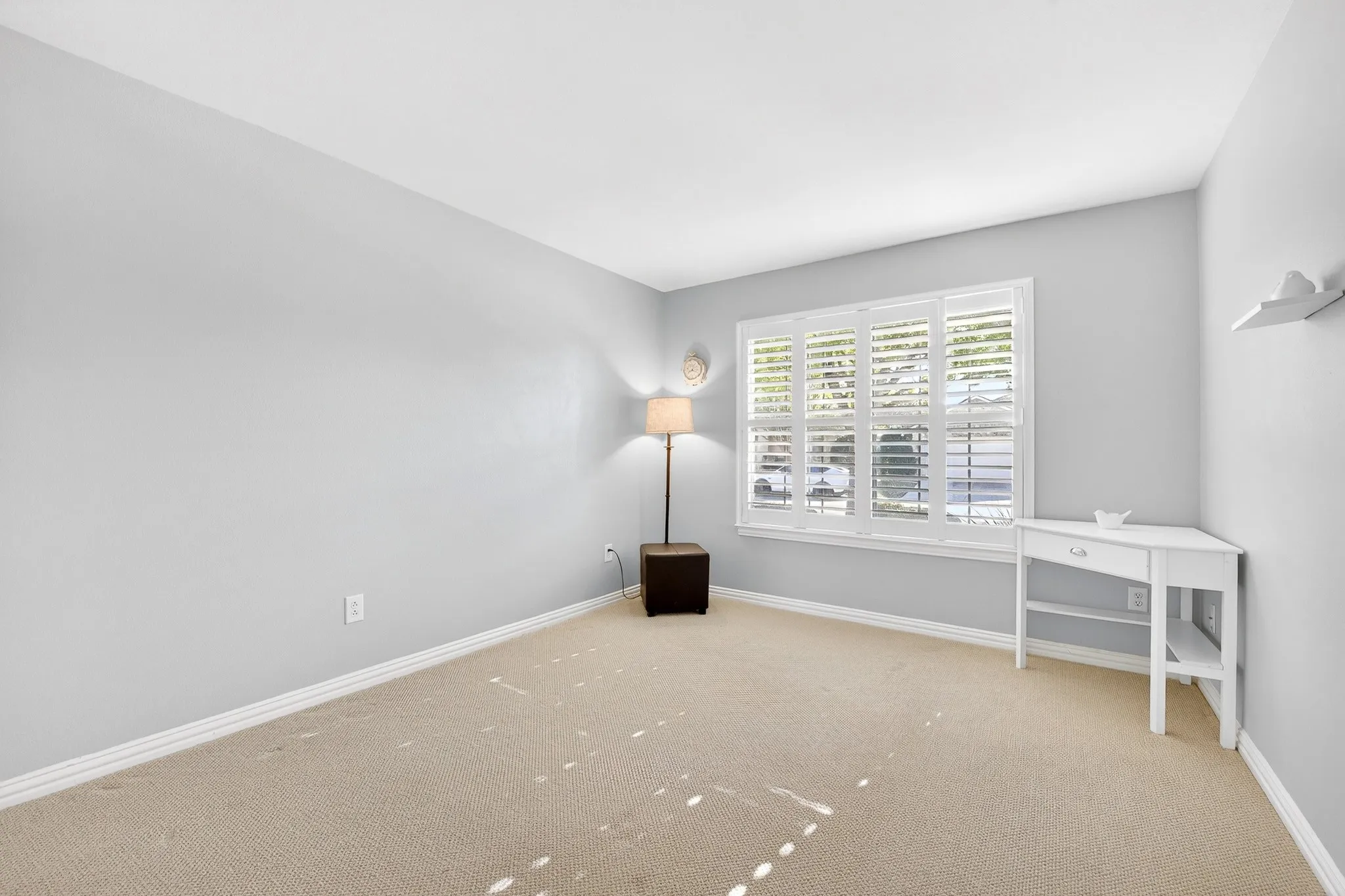 Single Family Residence For Sale in Denton County , 11316 Southerland Drive, Denton, Texas 76207, 2 Bedroom, 2 Bathroom, 2 Garage spaces, 1,585 Sqft, built in 2004, Preowned, mls#21143462, Real Estate Agent in Denton, Homes For Sale in Denton county, Homes For Sale in Denton, Realtor in Denton Texas, Real Estate Brokerage Independent Realty Texas, Luminita Cordes Realtor