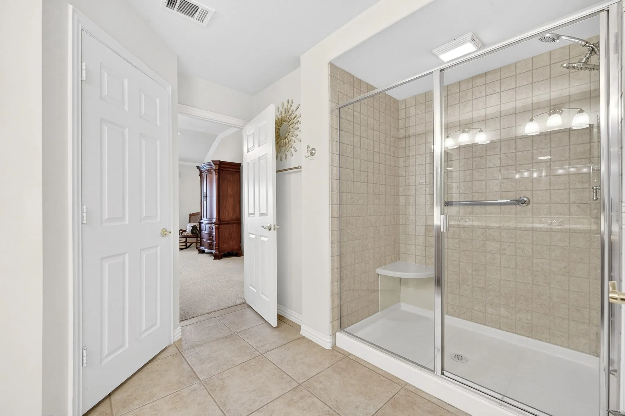Single Family Residence For Sale in Denton County , 11316 Southerland Drive, Denton, Texas 76207, 2 Bedroom, 2 Bathroom, 2 Garage spaces, 1,585 Sqft, built in 2004, Preowned, mls#21143462, Real Estate Agent in Denton, Homes For Sale in Denton county, Homes For Sale in Denton, Realtor in Denton Texas, Real Estate Brokerage Independent Realty Texas, Luminita Cordes Realtor