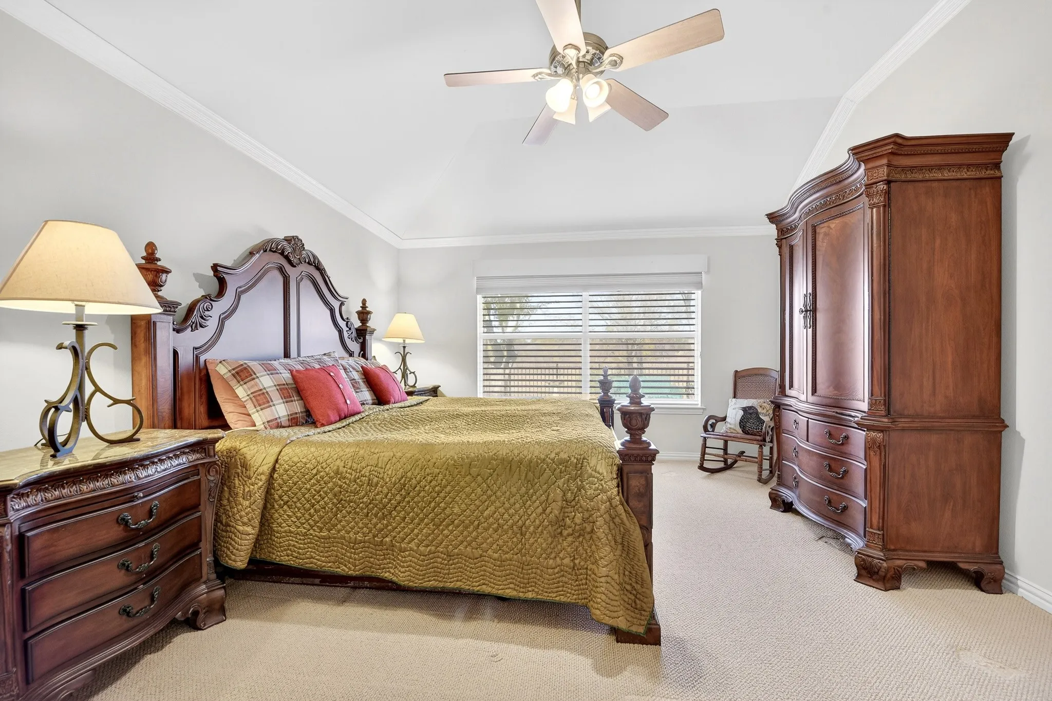 Single Family Residence For Sale in Denton County , 11316 Southerland Drive, Denton, Texas 76207, 2 Bedroom, 2 Bathroom, 2 Garage spaces, 1,585 Sqft, built in 2004, Preowned, mls#21143462, Real Estate Agent in Denton, Homes For Sale in Denton county, Homes For Sale in Denton, Realtor in Denton Texas, Real Estate Brokerage Independent Realty Texas, Luminita Cordes Realtor