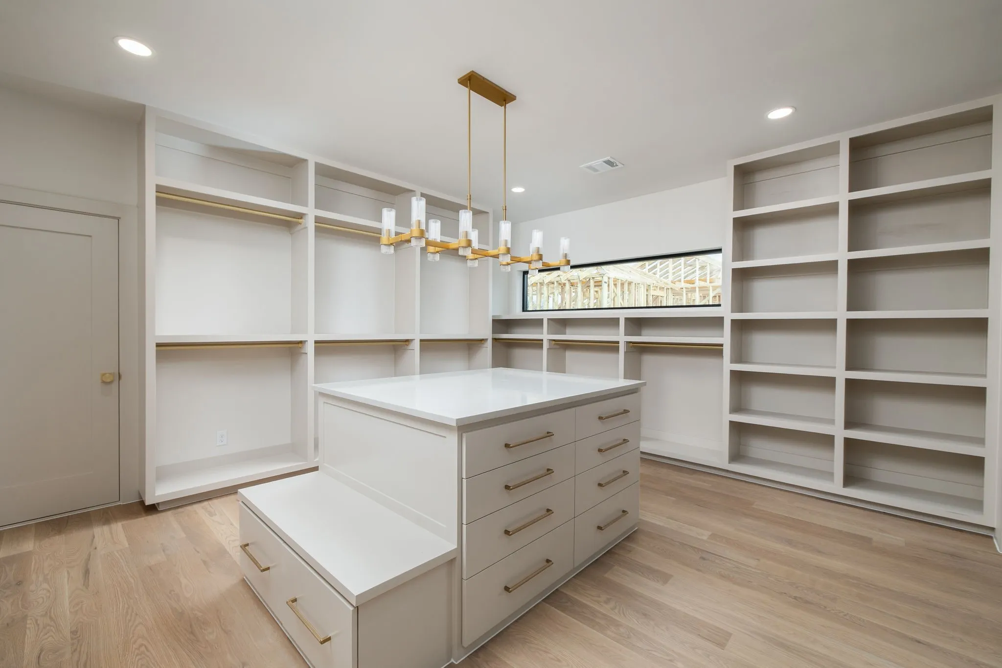 Single Family Residence For Sale in Dallas County , 4902 Wenonah Drive, Dallas, Texas 75209, 4 Bedroom, 4 Bathroom, 3 Garage spaces, 4,487 Sqft, built in 2025, New Construction - Complete, mls#21142069, Real Estate Agent in Dallas, Homes For Sale in Dallas county, Homes For Sale in Dallas, Realtor in Dallas Texas, Real Estate Brokerage Independent Realty Texas, Luminita Cordes Realtor