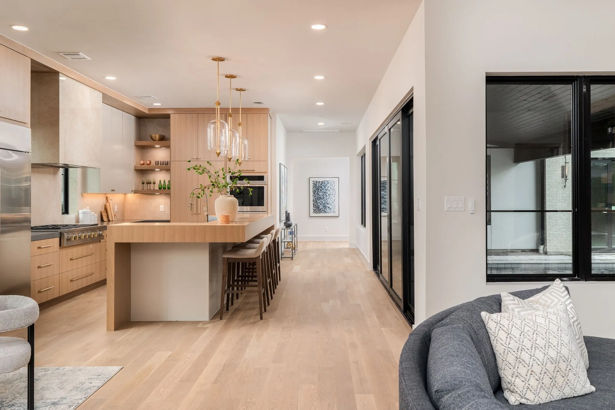 Single Family Residence For Sale in Dallas County , 4902 Wenonah Drive, Dallas, Texas 75209, 4 Bedroom, 4 Bathroom, 3 Garage spaces, 4,487 Sqft, built in 2025, New Construction - Complete, mls#21142069, Real Estate Agent in Dallas, Homes For Sale in Dallas county, Homes For Sale in Dallas, Realtor in Dallas Texas, Real Estate Brokerage Independent Realty Texas, Luminita Cordes Realtor