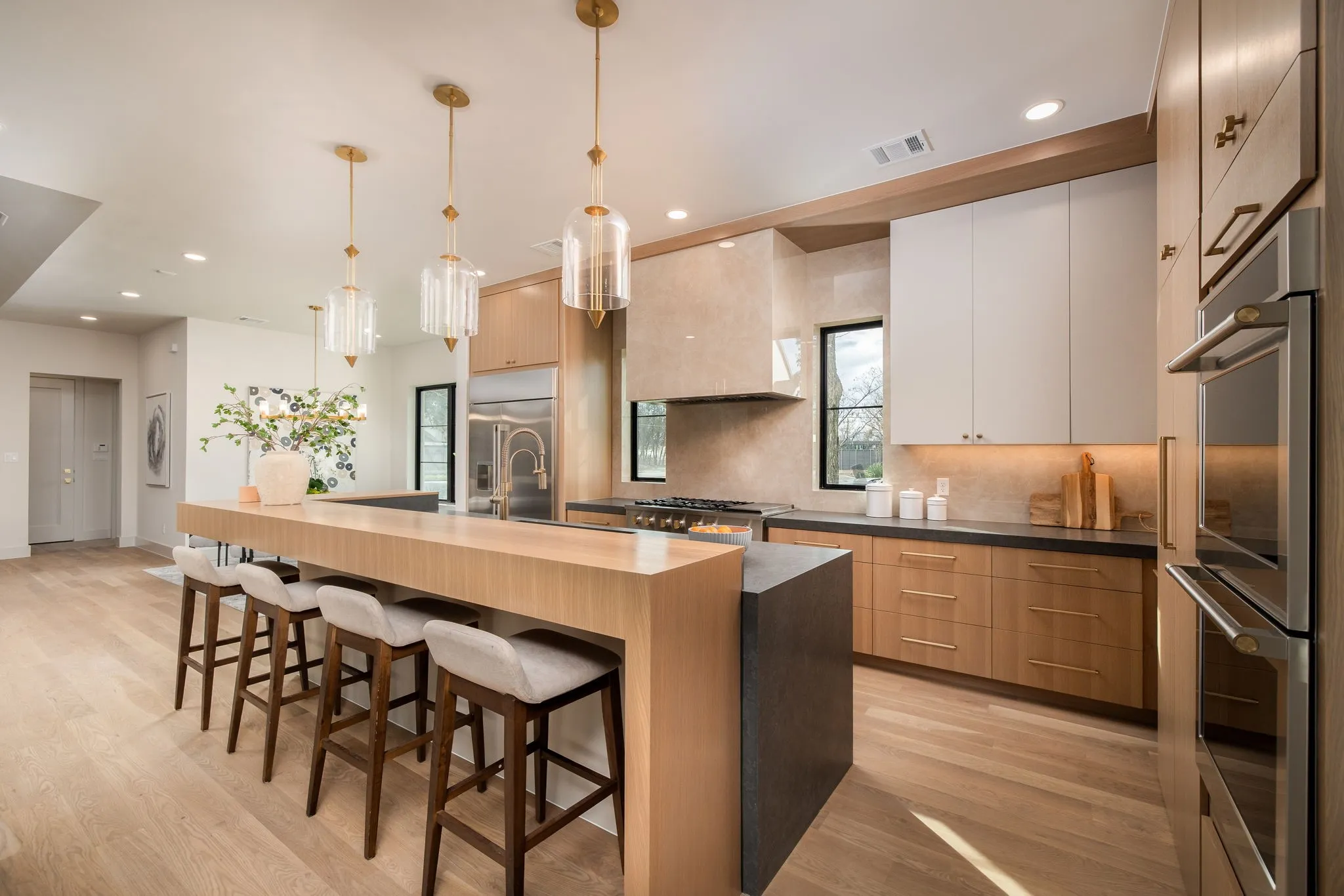 Single Family Residence For Sale in Dallas County , 4902 Wenonah Drive, Dallas, Texas 75209, 4 Bedroom, 4 Bathroom, 3 Garage spaces, 4,487 Sqft, built in 2025, New Construction - Complete, mls#21142069, Real Estate Agent in Dallas, Homes For Sale in Dallas county, Homes For Sale in Dallas, Realtor in Dallas Texas, Real Estate Brokerage Independent Realty Texas, Luminita Cordes Realtor