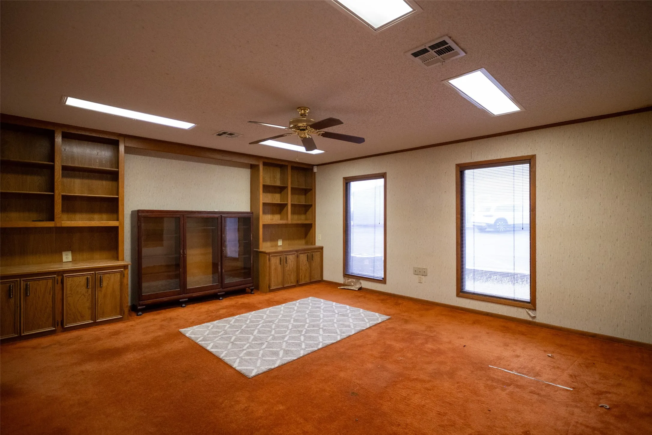Office For Rent in Mc Lennan County , 720 Lake Air Drive, Waco, Texas 76710, 0, 0, Garage spaces, 0 Sqft, built in 1966, Preowned, mls#21142870, Real Estate Agent in Waco, Homes For Rent in Mc Lennan county, Homes For Rent in Waco, Realtor in Waco Texas, Real Estate Brokerage Independent Realty Texas, Luminita Cordes Realtor