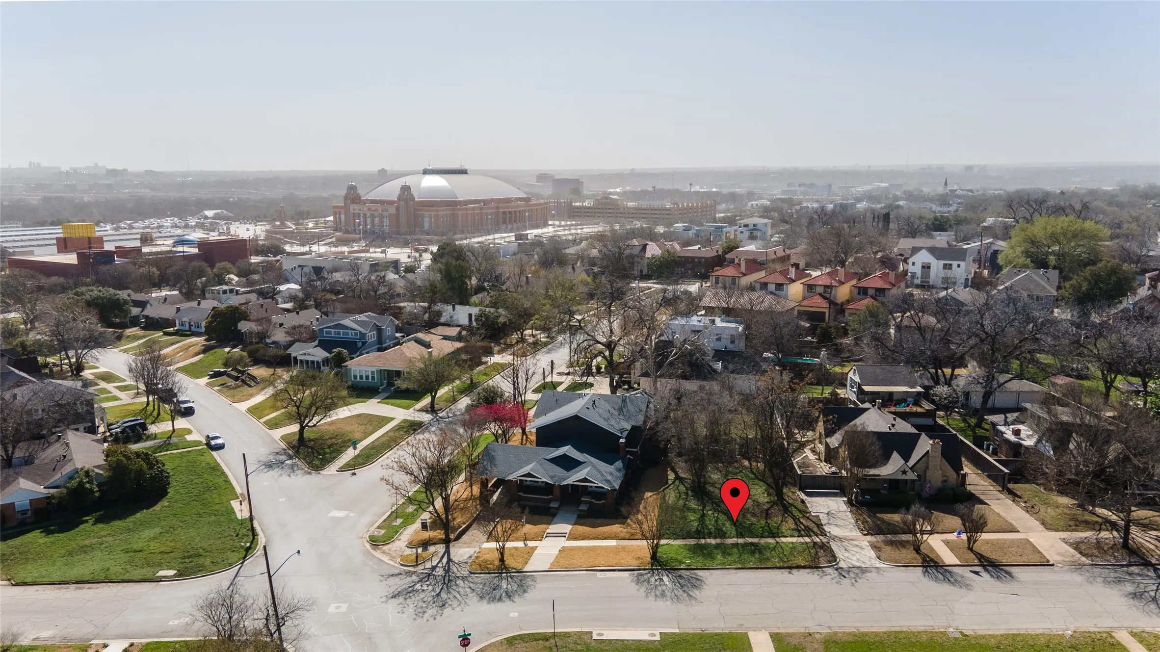 Walk to Kimbell, The Modern, Amon Carter and Dickey's Arena