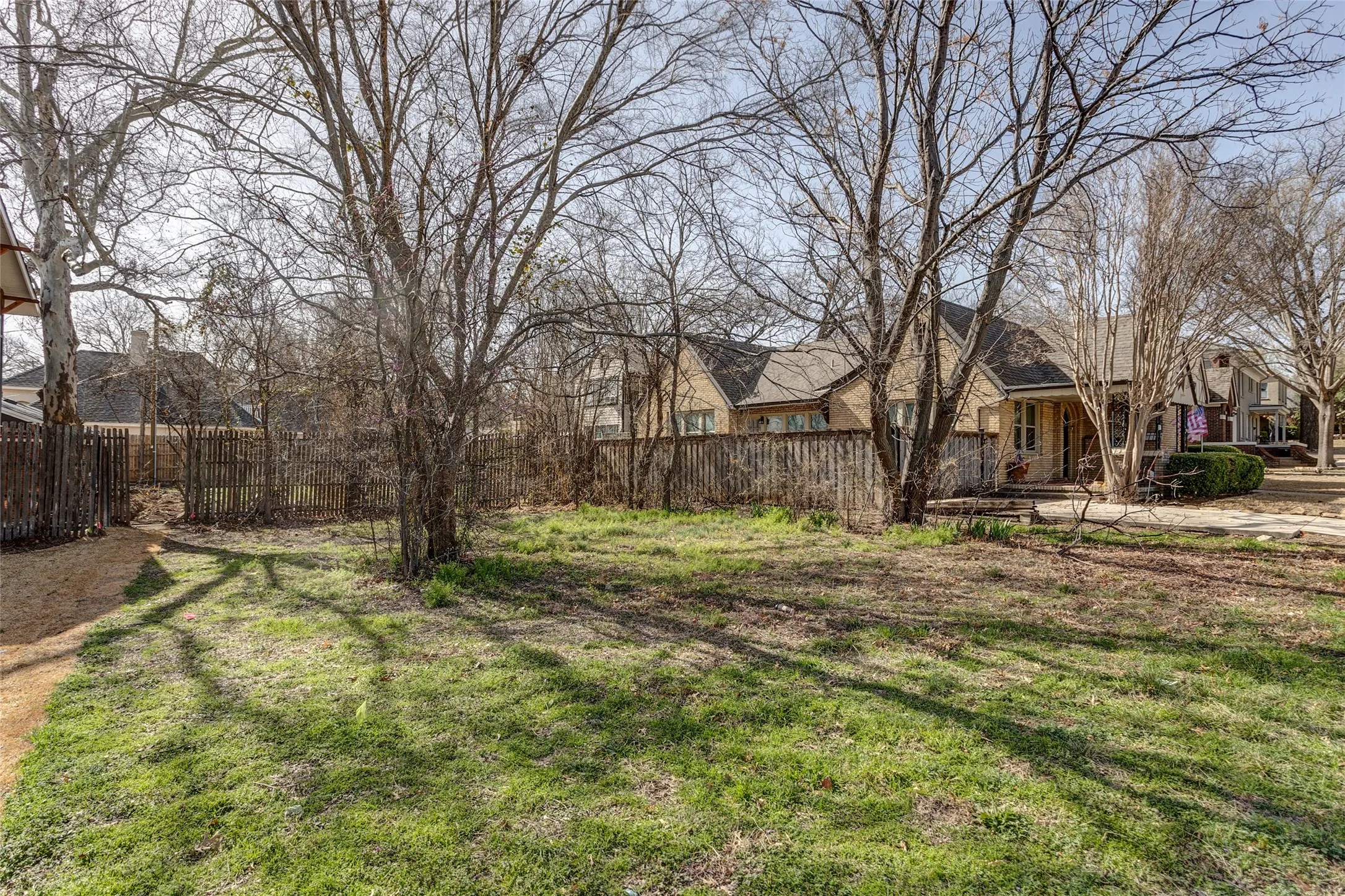 Unimproved Land For Sale in Tarrant County , 3803 Tulsa Way, Fort Worth, Texas 76107, 0, 0, Garage spaces, 0 Sqft, built in 0, mls#21144801, Real Estate Agent in Fort Worth, Homes For Sale in Tarrant county, Homes For Sale in Fort Worth, Realtor in Fort Worth Texas, Real Estate Brokerage Independent Realty Texas, Luminita Cordes Realtor