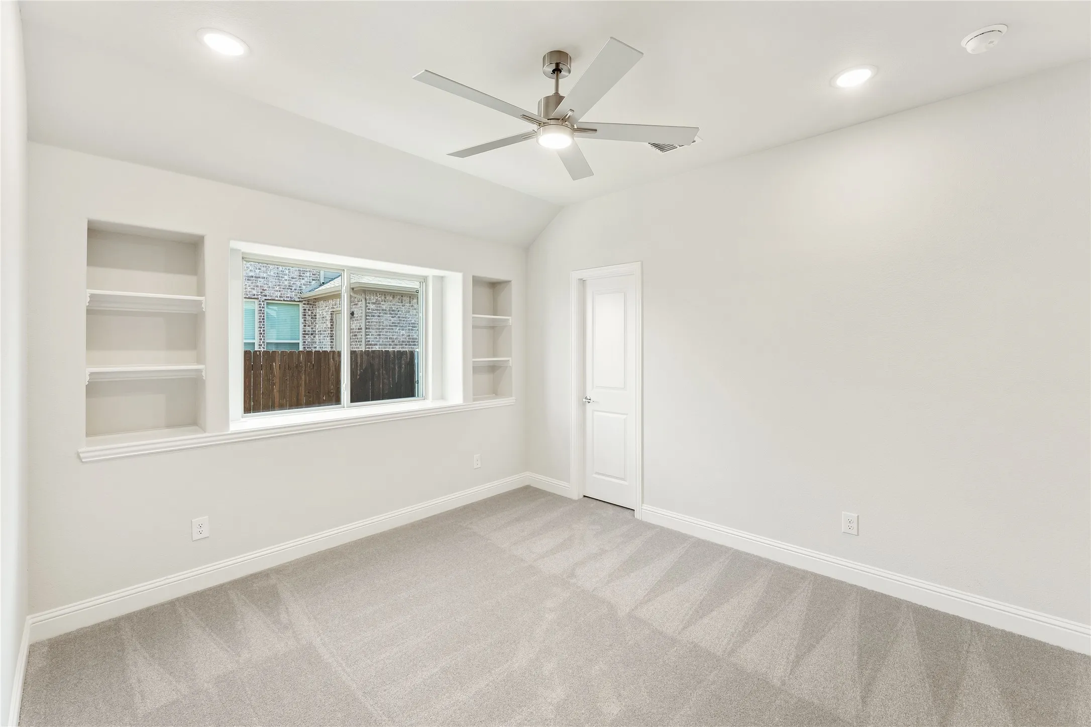 Single Family Residence For Sale in Ellis County , 603 Polaris Lane, Waxahachie, Texas 75165, 4 Bedroom, 3 Bathroom, 3 Garage spaces, 3,285 Sqft, built in 2025, New Construction - Complete, mls#21144865, Real Estate Agent in Waxahachie, Homes For Sale in Ellis county, Homes For Sale in Waxahachie, Realtor in Waxahachie Texas, Real Estate Brokerage Independent Realty Texas, Luminita Cordes Realtor