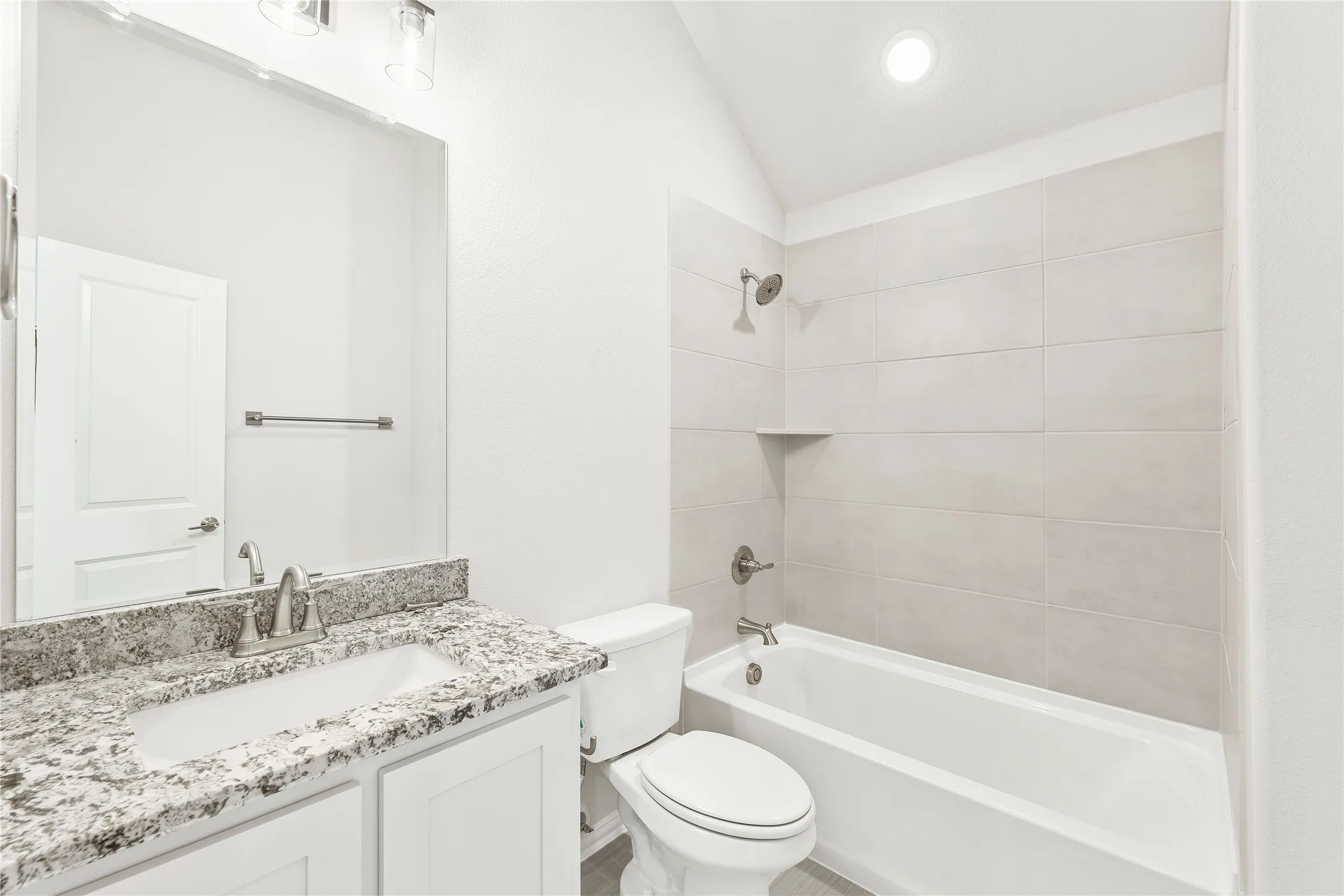 Single Family Residence For Sale in Ellis County , 603 Polaris Lane, Waxahachie, Texas 75165, 4 Bedroom, 3 Bathroom, 3 Garage spaces, 3,285 Sqft, built in 2025, New Construction - Complete, mls#21144865, Real Estate Agent in Waxahachie, Homes For Sale in Ellis county, Homes For Sale in Waxahachie, Realtor in Waxahachie Texas, Real Estate Brokerage Independent Realty Texas, Luminita Cordes Realtor