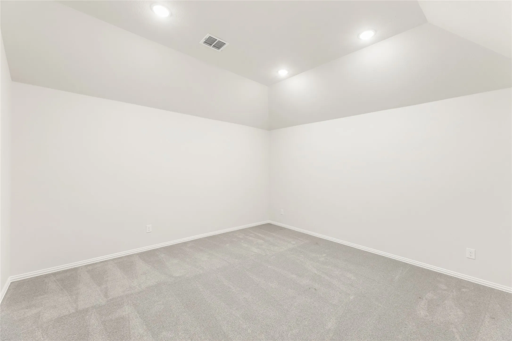 Single Family Residence For Sale in Ellis County , 603 Polaris Lane, Waxahachie, Texas 75165, 4 Bedroom, 3 Bathroom, 3 Garage spaces, 3,285 Sqft, built in 2025, New Construction - Complete, mls#21144865, Real Estate Agent in Waxahachie, Homes For Sale in Ellis county, Homes For Sale in Waxahachie, Realtor in Waxahachie Texas, Real Estate Brokerage Independent Realty Texas, Luminita Cordes Realtor