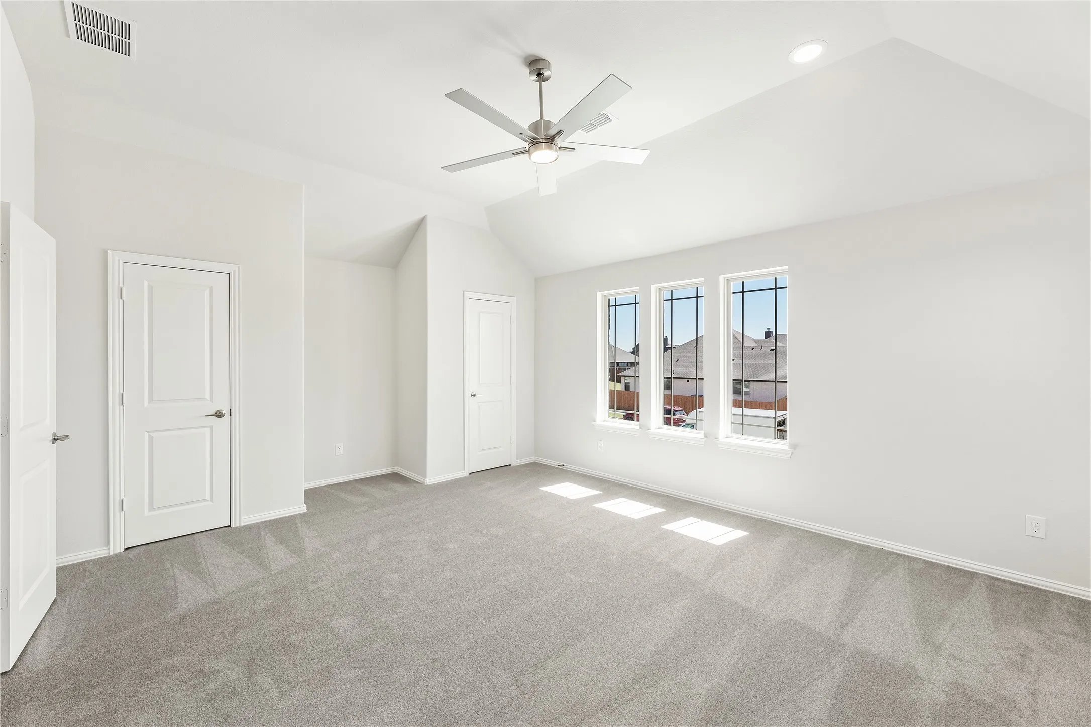 Single Family Residence For Sale in Ellis County , 603 Polaris Lane, Waxahachie, Texas 75165, 4 Bedroom, 3 Bathroom, 3 Garage spaces, 3,285 Sqft, built in 2025, New Construction - Complete, mls#21144865, Real Estate Agent in Waxahachie, Homes For Sale in Ellis county, Homes For Sale in Waxahachie, Realtor in Waxahachie Texas, Real Estate Brokerage Independent Realty Texas, Luminita Cordes Realtor