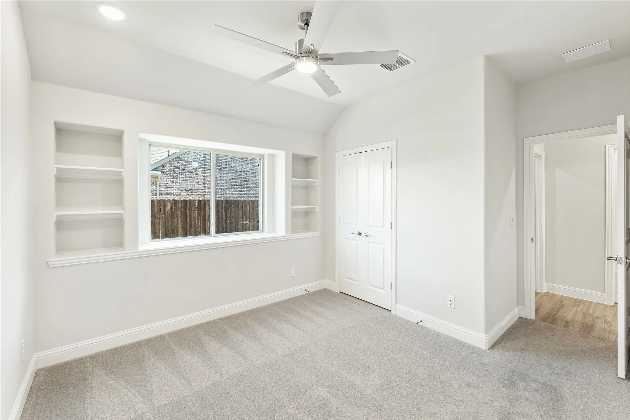 Single Family Residence For Sale in Ellis County , 603 Polaris Lane, Waxahachie, Texas 75165, 4 Bedroom, 3 Bathroom, 3 Garage spaces, 3,285 Sqft, built in 2025, New Construction - Complete, mls#21144865, Real Estate Agent in Waxahachie, Homes For Sale in Ellis county, Homes For Sale in Waxahachie, Realtor in Waxahachie Texas, Real Estate Brokerage Independent Realty Texas, Luminita Cordes Realtor