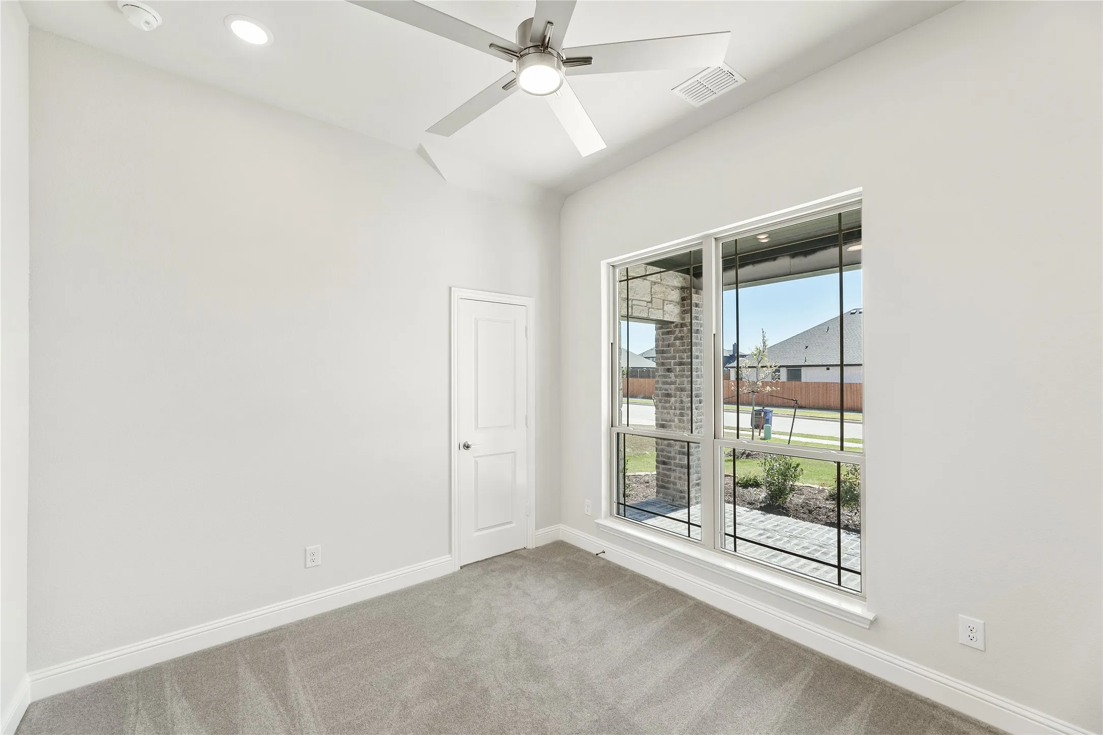 Single Family Residence For Sale in Ellis County , 603 Polaris Lane, Waxahachie, Texas 75165, 4 Bedroom, 3 Bathroom, 3 Garage spaces, 3,285 Sqft, built in 2025, New Construction - Complete, mls#21144865, Real Estate Agent in Waxahachie, Homes For Sale in Ellis county, Homes For Sale in Waxahachie, Realtor in Waxahachie Texas, Real Estate Brokerage Independent Realty Texas, Luminita Cordes Realtor