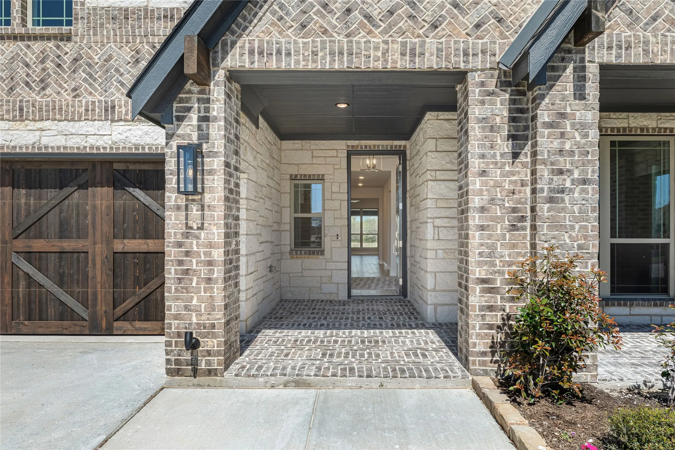 Single Family Residence For Sale in Ellis County , 603 Polaris Lane, Waxahachie, Texas 75165, 4 Bedroom, 3 Bathroom, 3 Garage spaces, 3,285 Sqft, built in 2025, New Construction - Complete, mls#21144865, Real Estate Agent in Waxahachie, Homes For Sale in Ellis county, Homes For Sale in Waxahachie, Realtor in Waxahachie Texas, Real Estate Brokerage Independent Realty Texas, Luminita Cordes Realtor