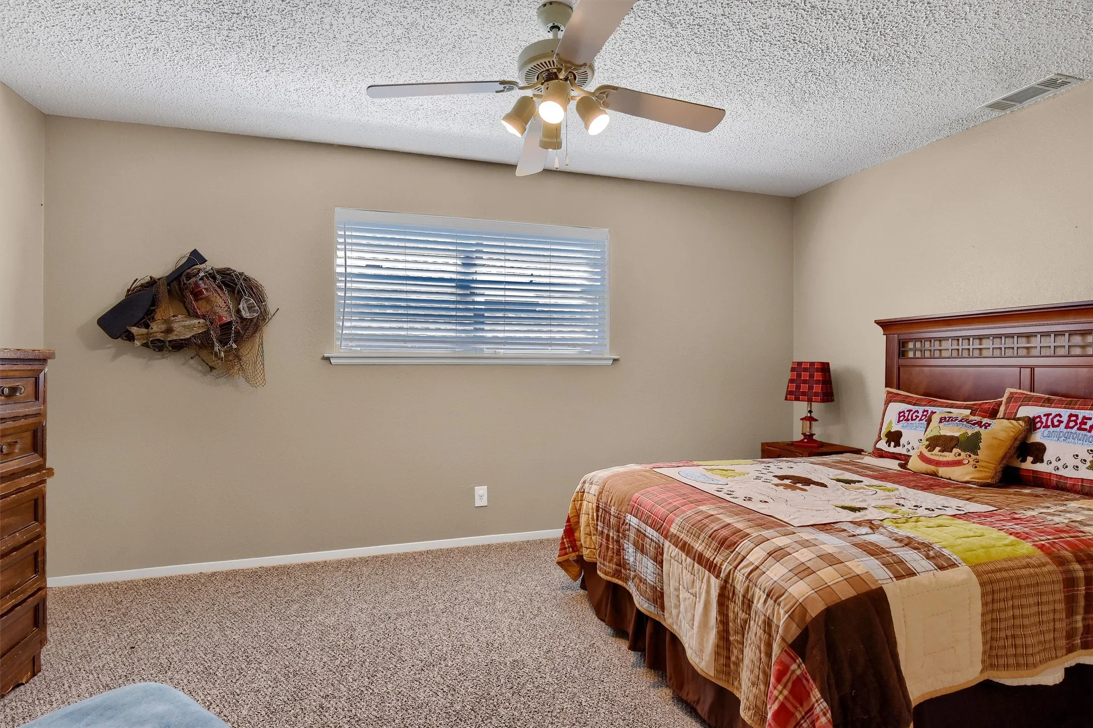 Single Family Residence For Sale in Cooke County , 1214 Kiowa Drive E, Lake Kiowa, Texas 76240, 5 Bedroom, 4 Bathroom, 2 Garage spaces, 2,355 Sqft, built in 1982, Preowned, mls#21144826, Real Estate Agent in Lake Kiowa, Homes For Sale in Cooke county, Homes For Sale in Lake Kiowa, Realtor in Lake Kiowa Texas, Real Estate Brokerage Independent Realty Texas, Luminita Cordes Realtor