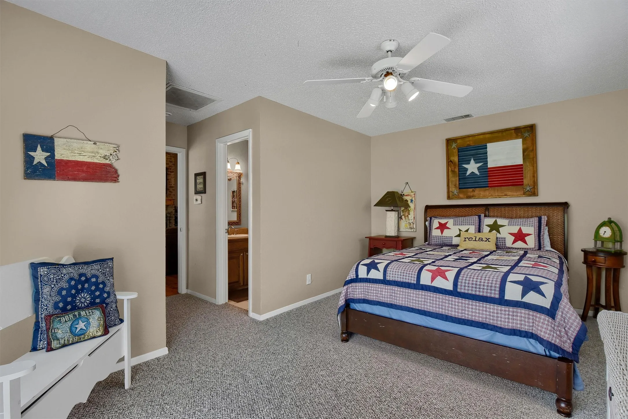 Single Family Residence For Sale in Cooke County , 1214 Kiowa Drive E, Lake Kiowa, Texas 76240, 5 Bedroom, 4 Bathroom, 2 Garage spaces, 2,355 Sqft, built in 1982, Preowned, mls#21144826, Real Estate Agent in Lake Kiowa, Homes For Sale in Cooke county, Homes For Sale in Lake Kiowa, Realtor in Lake Kiowa Texas, Real Estate Brokerage Independent Realty Texas, Luminita Cordes Realtor