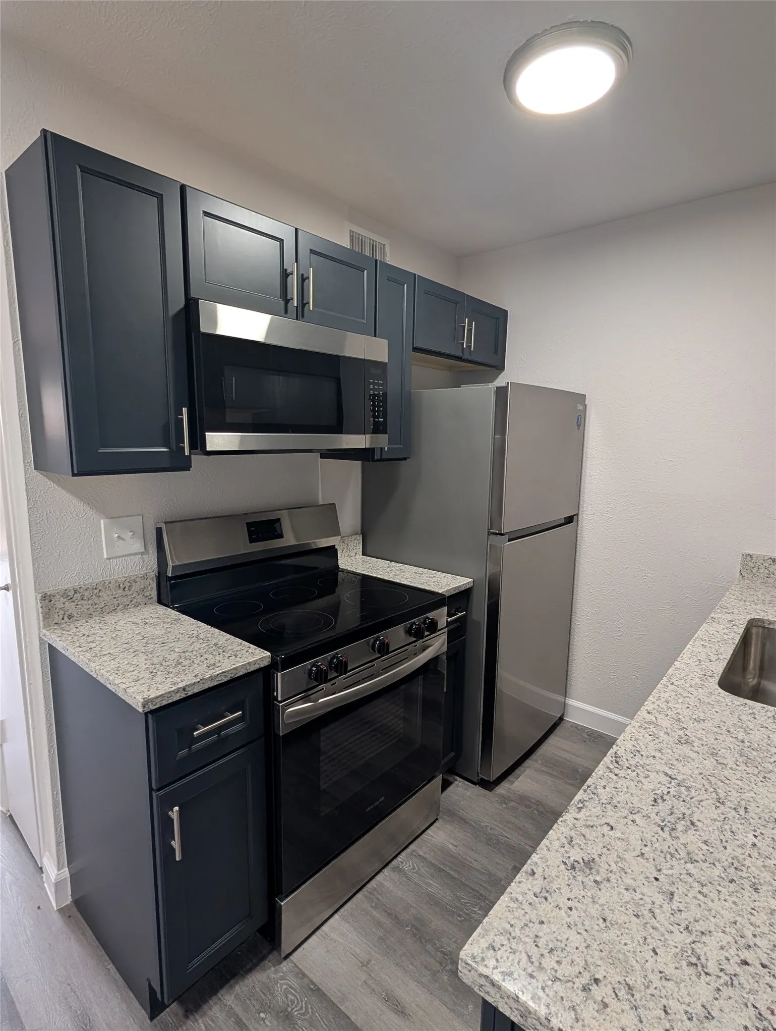 Condominium For Sale in Dallas County , 4859 Cedar Springs Road 136, Dallas, Texas 75219, 1 Bedroom, 1 Bathroom, Garage spaces, 629 Sqft, built in 1970, Preowned, mls#21144981, Real Estate Agent in Dallas, Homes For Sale in Dallas county, Homes For Sale in Dallas, Realtor in Dallas Texas, Real Estate Brokerage Independent Realty Texas, Luminita Cordes Realtor
