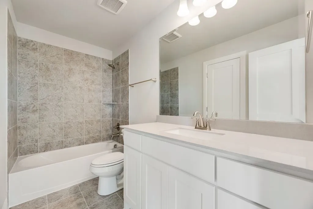 Single Family Residence For Sale in Kaufman County , 510 Kings Canyon Court, Forney, Texas 75126, 5 Bedroom, 4 Bathroom, 3 Garage spaces, 4,574 Sqft, built in 2026, New Construction - Complete, mls#21145323, Real Estate Agent in Forney, Homes For Sale in Kaufman county, Homes For Sale in Forney, Realtor in Forney Texas, Real Estate Brokerage Independent Realty Texas, Luminita Cordes Realtor