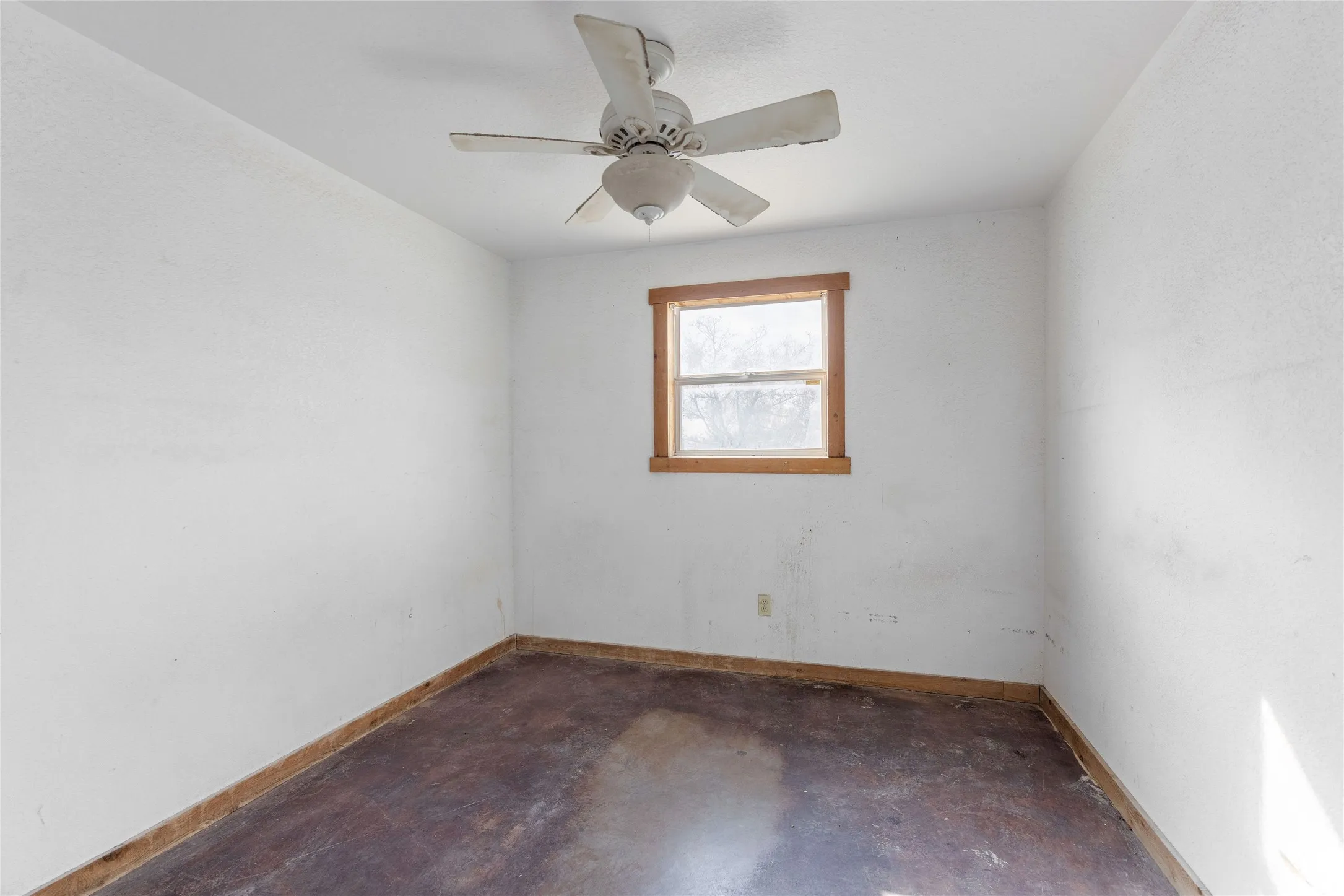 Industrial For Sale in Kimble County , 545 N Hwy 83, Junction, Texas 78649, 0, 0, Garage spaces, 0 Sqft, built in 2000, Preowned, Price $3,375,000, mls#21144995, Real Estate Agent in Junction, Homes For Sale in Kimble county, Homes For Sale in Junction, Realtor in Junction Texas, Real Estate Brokerage Independent Realty Texas, Luminita Cordes Realtor