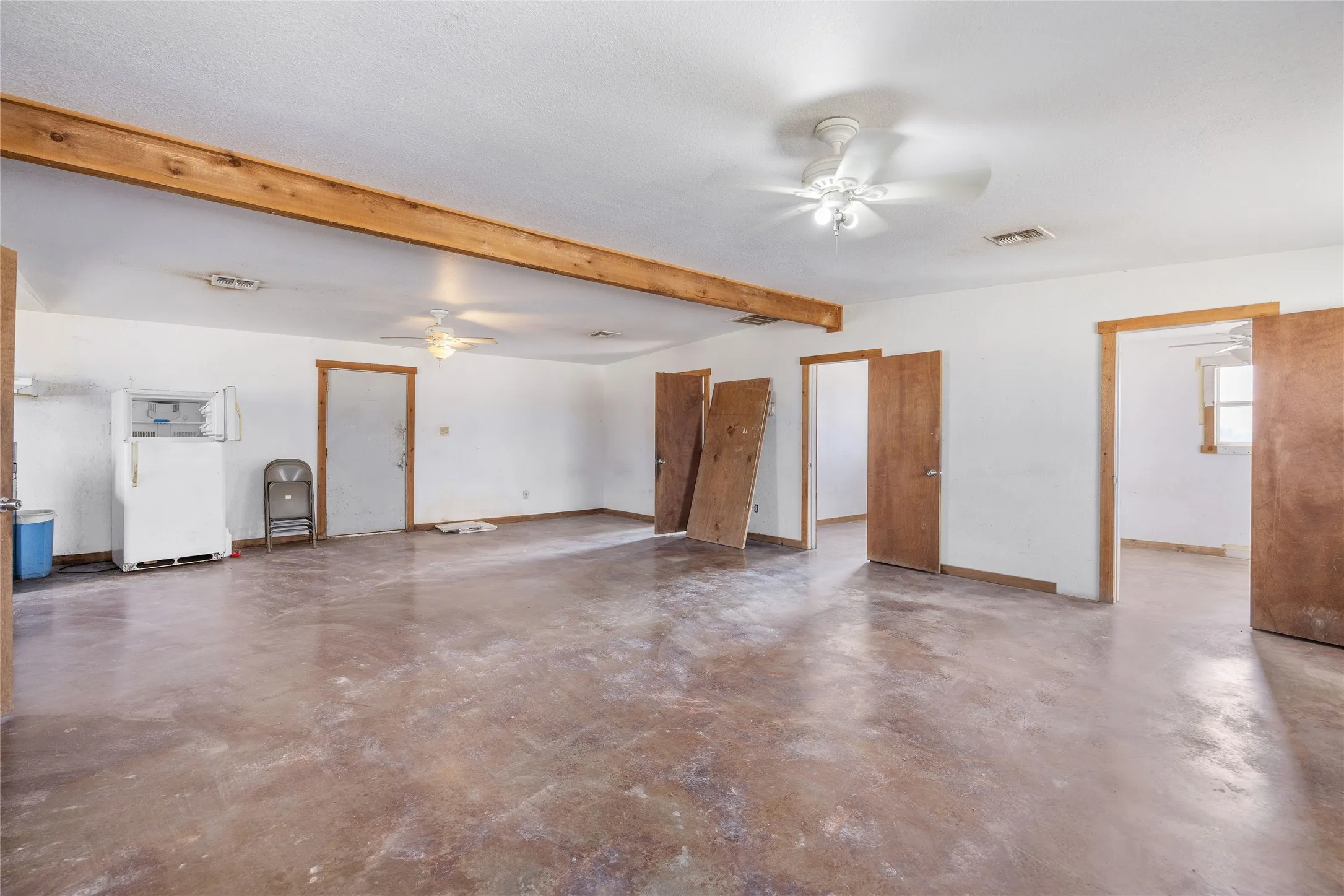 Industrial For Sale in Kimble County , 545 N Hwy 83, Junction, Texas 78649, 0, 0, Garage spaces, 0 Sqft, built in 2000, Preowned, Price $3,375,000, mls#21144995, Real Estate Agent in Junction, Homes For Sale in Kimble county, Homes For Sale in Junction, Realtor in Junction Texas, Real Estate Brokerage Independent Realty Texas, Luminita Cordes Realtor
