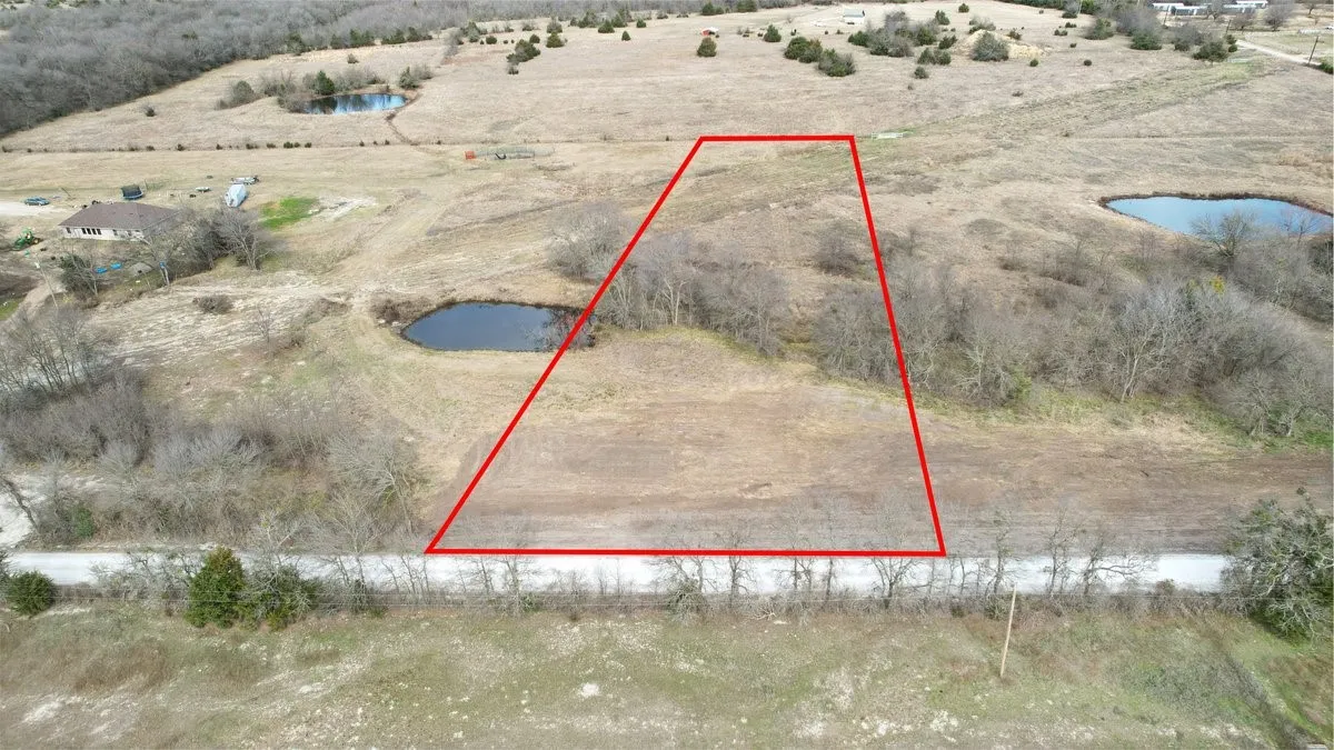 Unimproved Land For Sale in Hunt County , TBD County Road 1043 Lot 6, Celeste, Texas 75423, 0, 0, Garage spaces, 0 Sqft, built in 0, mls#21145376, Real Estate Agent in Celeste, Homes For Sale in Hunt county, Homes For Sale in Celeste, Realtor in Celeste Texas, Real Estate Brokerage Independent Realty Texas, Luminita Cordes Realtor