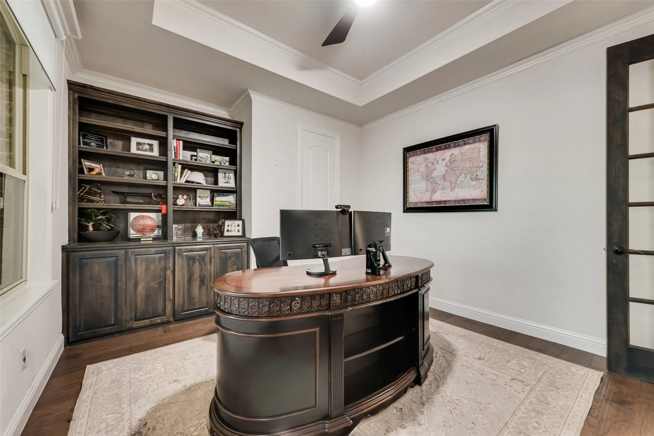 Single Family Residence For Sale in Tarrant County , 10013 Lakeside Drive, Fort Worth, Texas 76179, 4 Bedrooms, 4 Bathrooms, 2 Garage spaces, 3,711 Sqft, built in 2017, Price $1,219,999, mls#21144740, Real Estate Agent in Fort Worth, Homes For Sale in Tarrant county, Homes For Sale in Fort Worth, Realtor in Fort Worth Texas, Real Estate Brokerage Independent Realty Texas, Luminita Cordes Realtor