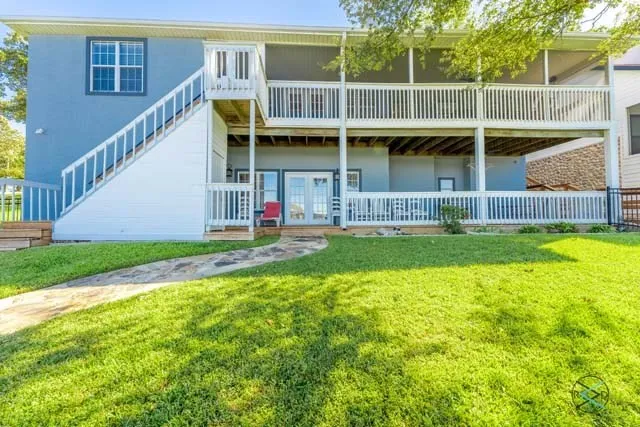 Single Family Residence For Sale in Henderson County , 6209 Point La Vista Drive, Malakoff, Texas 75148, 5 Bedrooms, 4 Bathrooms, 2 Garage spaces, 3,309 Sqft, built in 1999, Price $985,000, mls#21145472, Real Estate Agent in Malakoff, Homes For Sale in Henderson county, Homes For Sale in Malakoff, Realtor in Malakoff Texas, Real Estate Brokerage Independent Realty Texas, Luminita Cordes Realtor